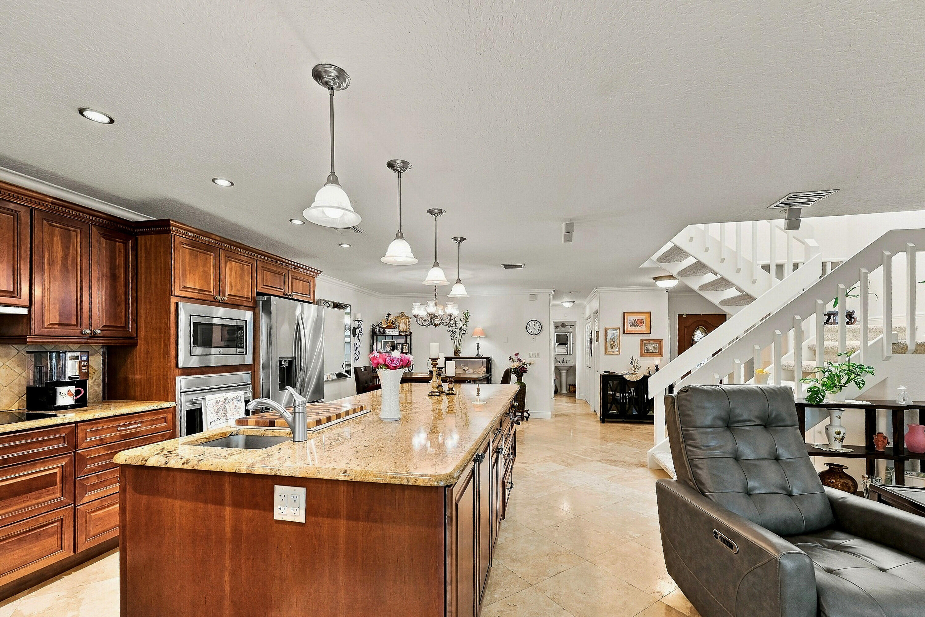 Open kitchen
