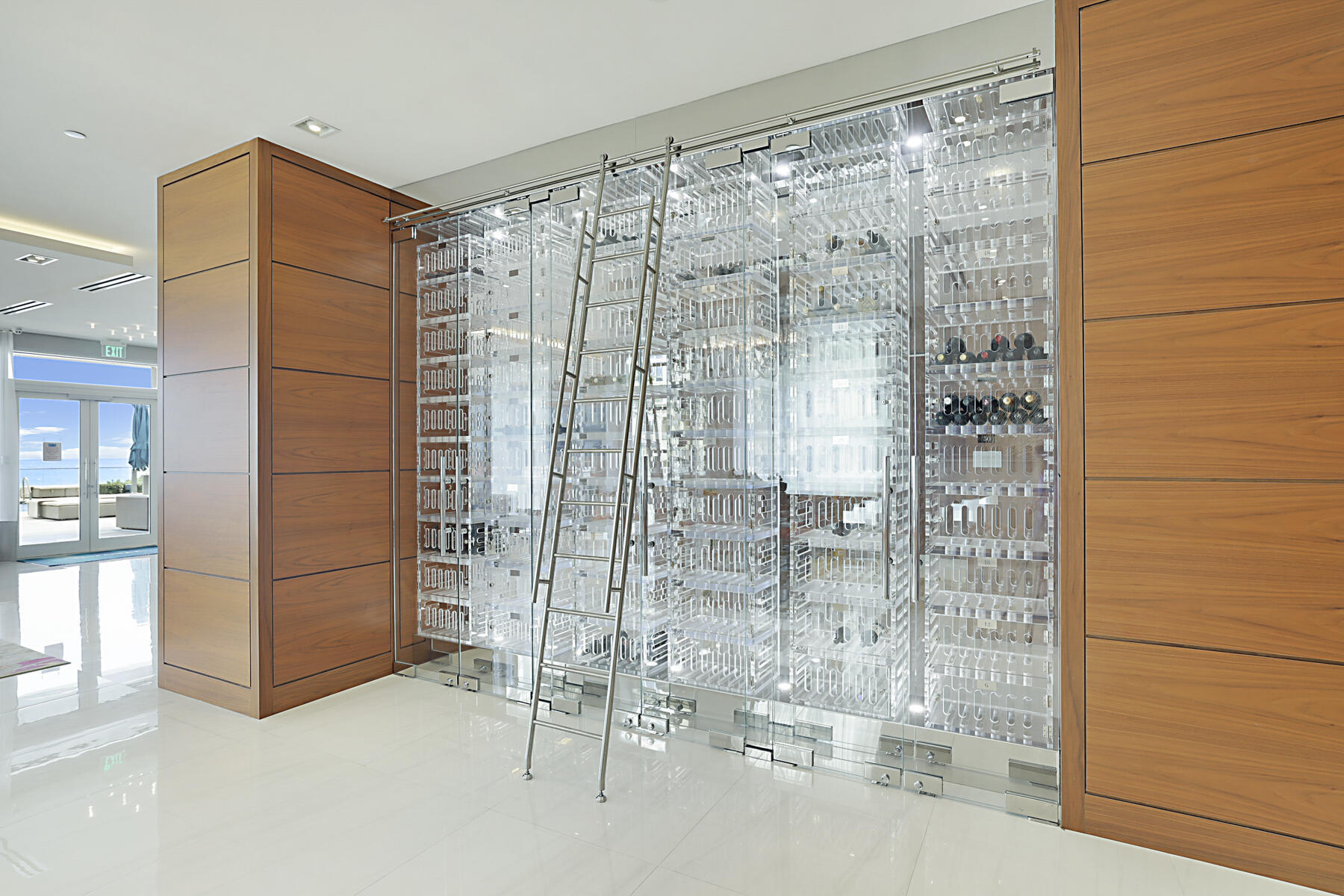 OWNERS PRIVATE WINE STORAGE