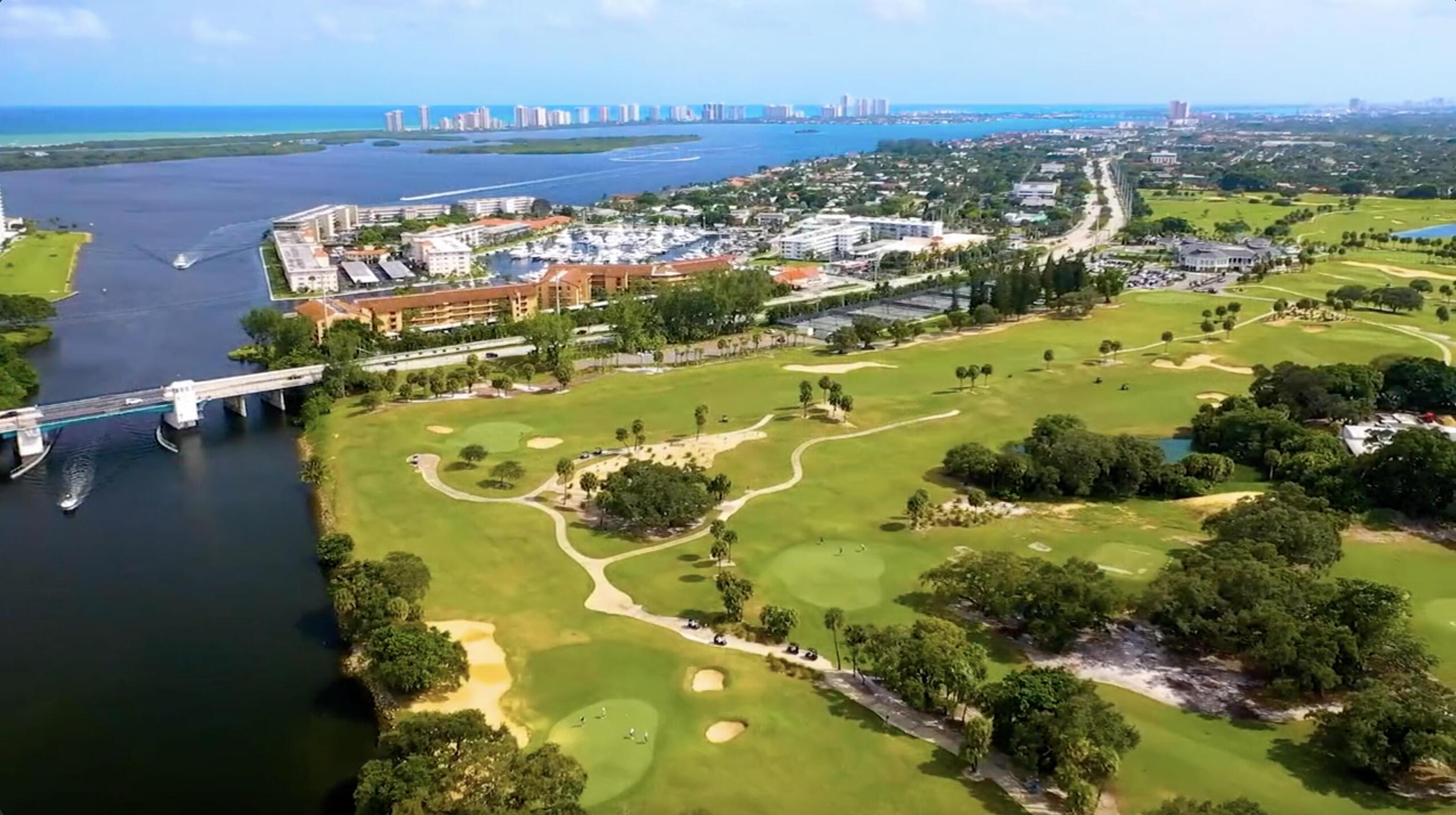 GOLF COMMUNITY NORTH PALM BEACH