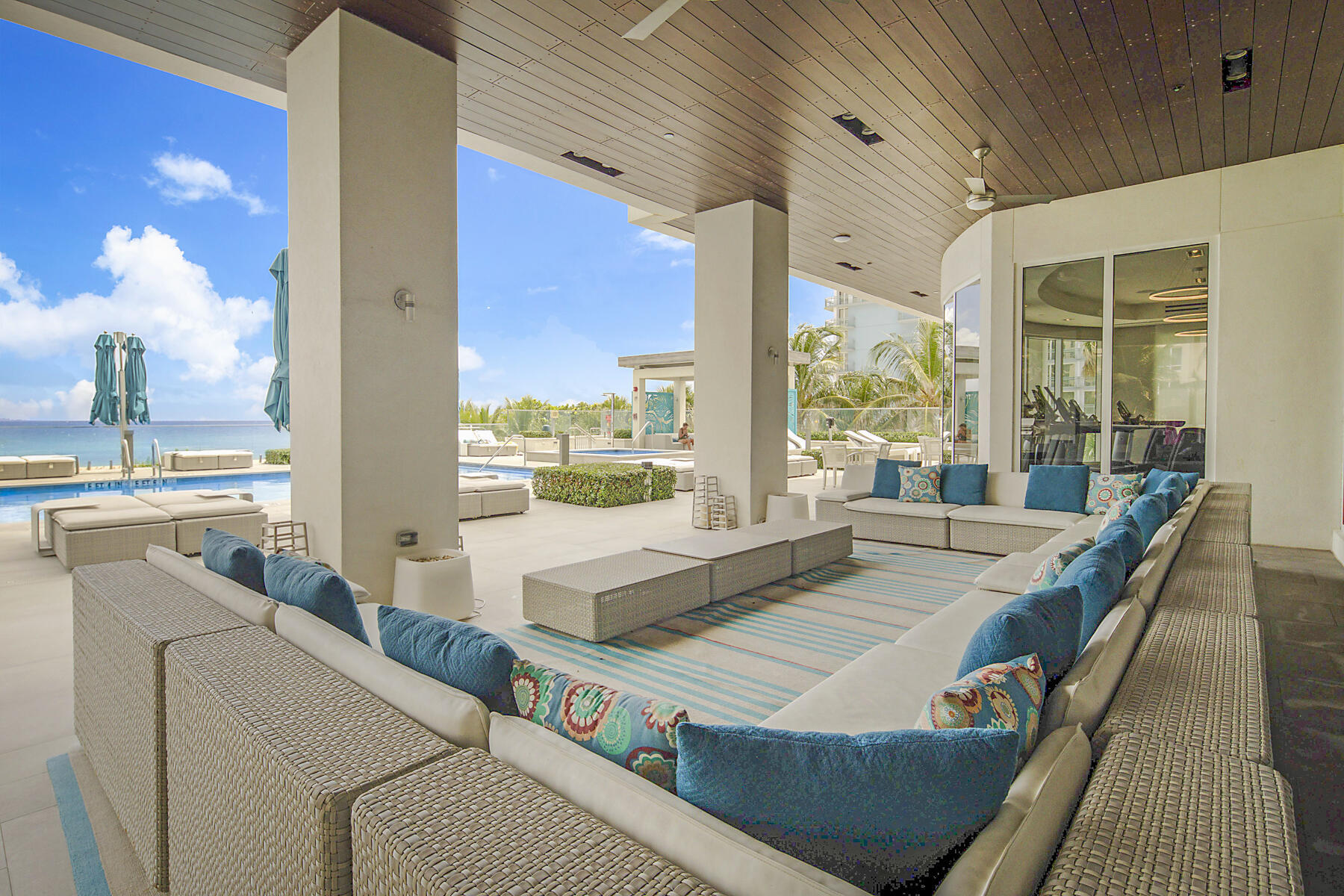 POOL DECK