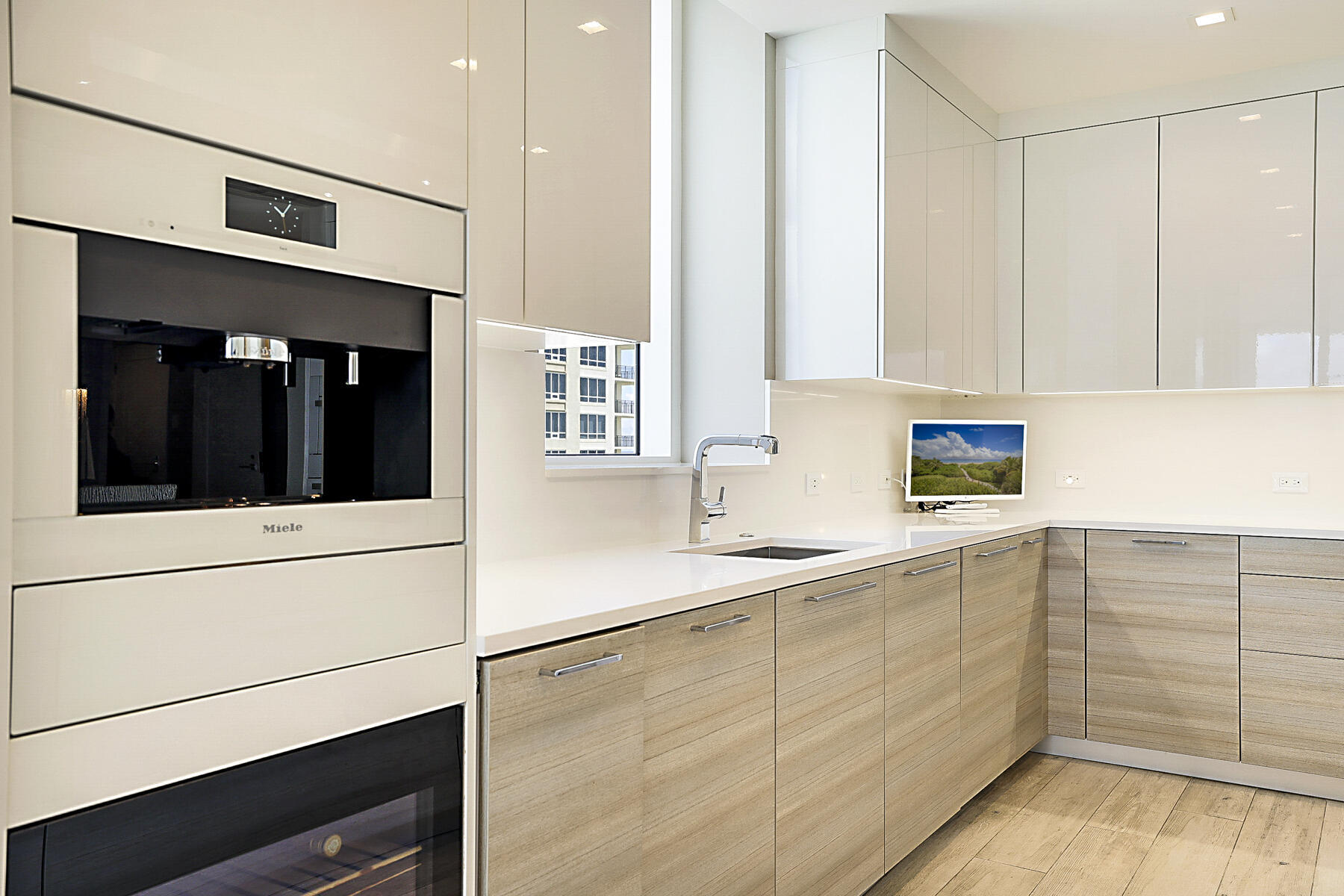 MIELE SUITE