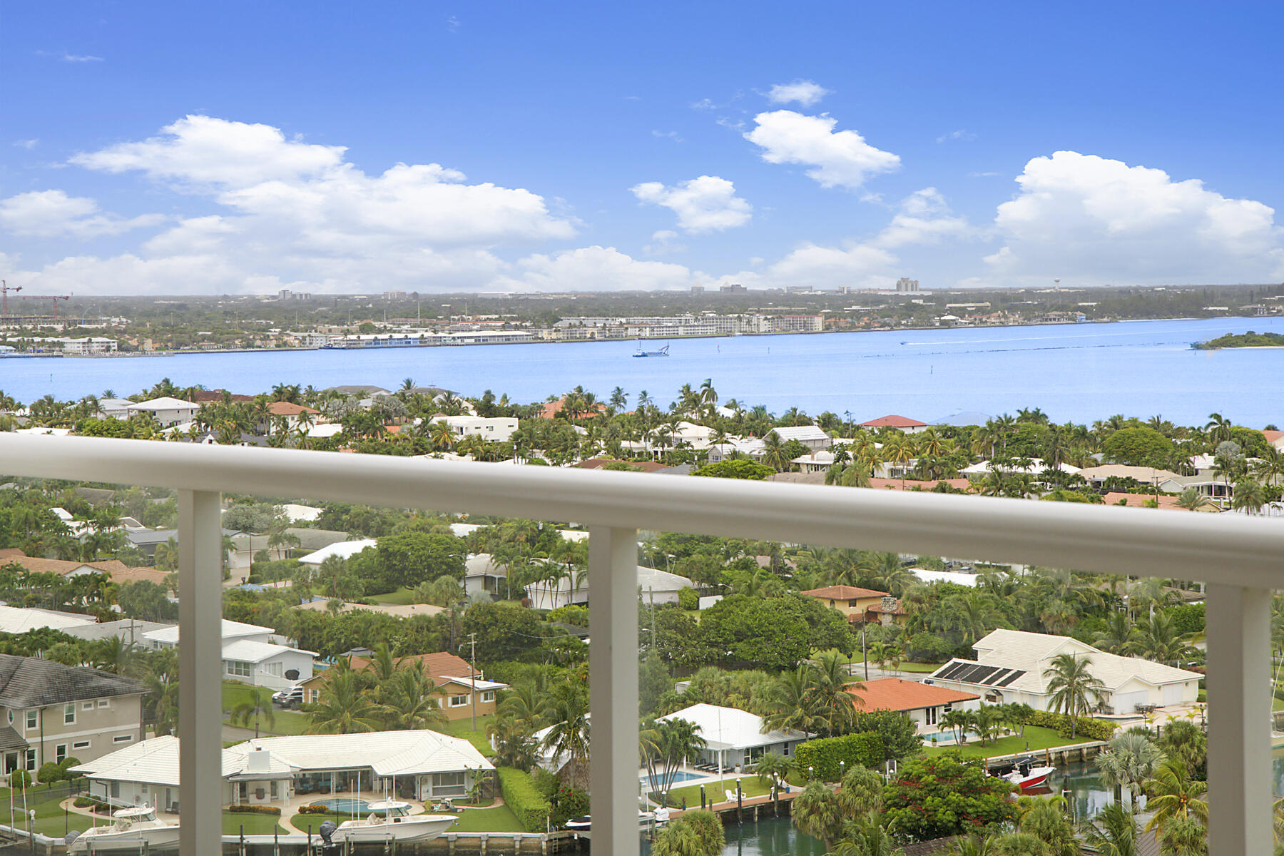 BALCONY WEST VIEWS BALCONY WEST VIEWS