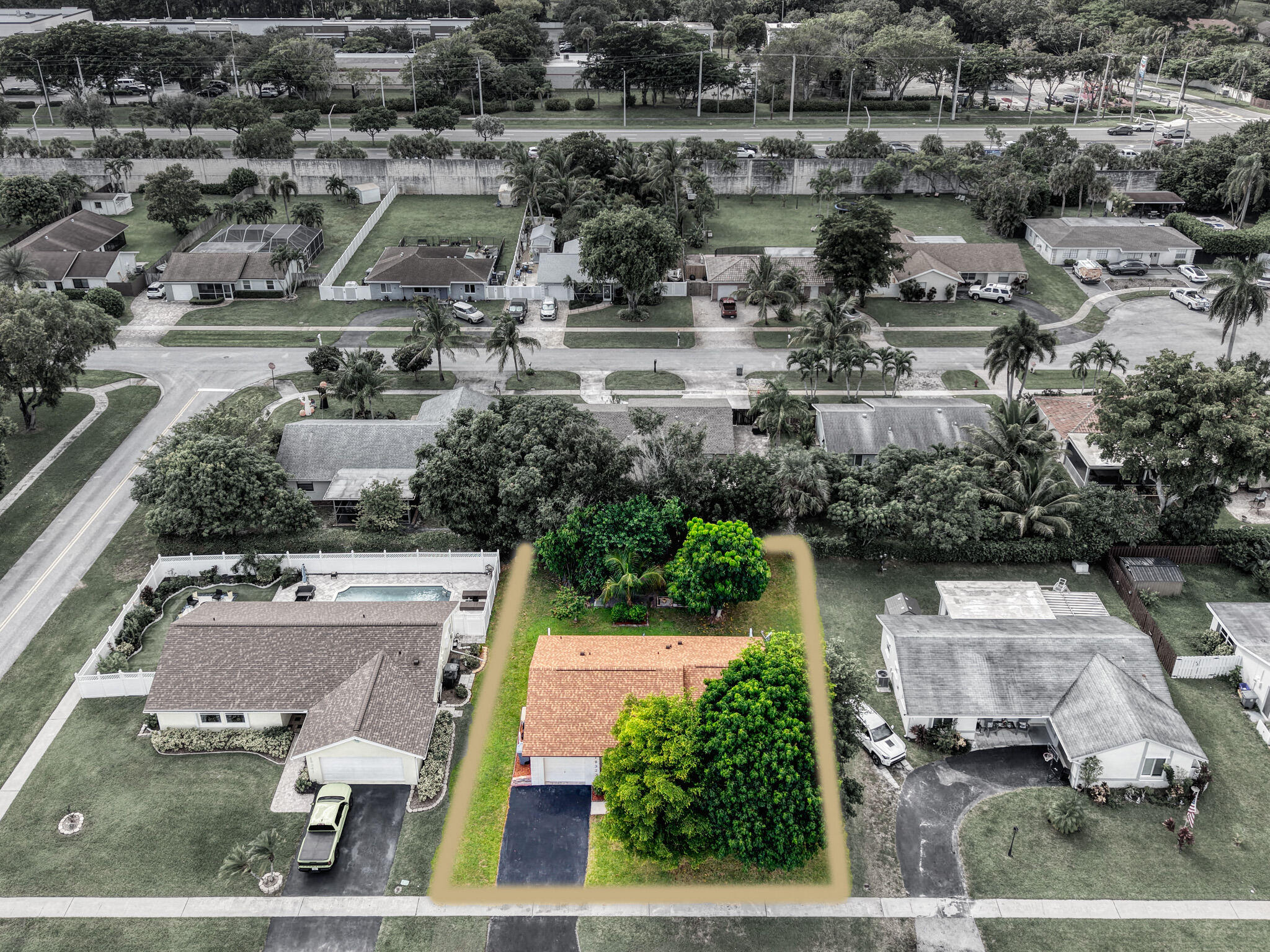 1 Aerials Views (2)
