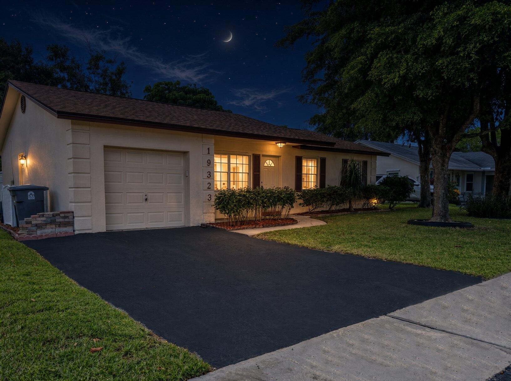 2 Exterior Front (3)