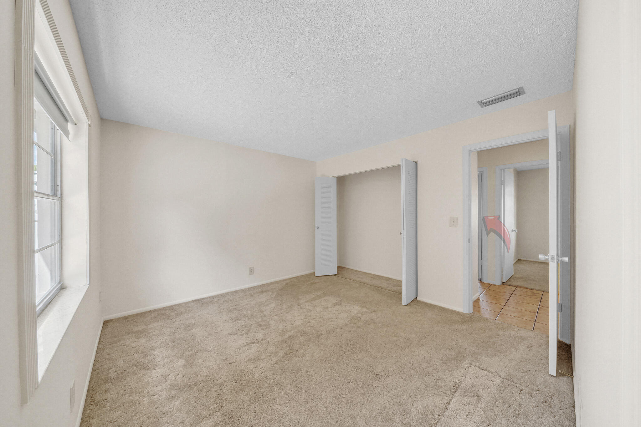16 Primary Bedroom