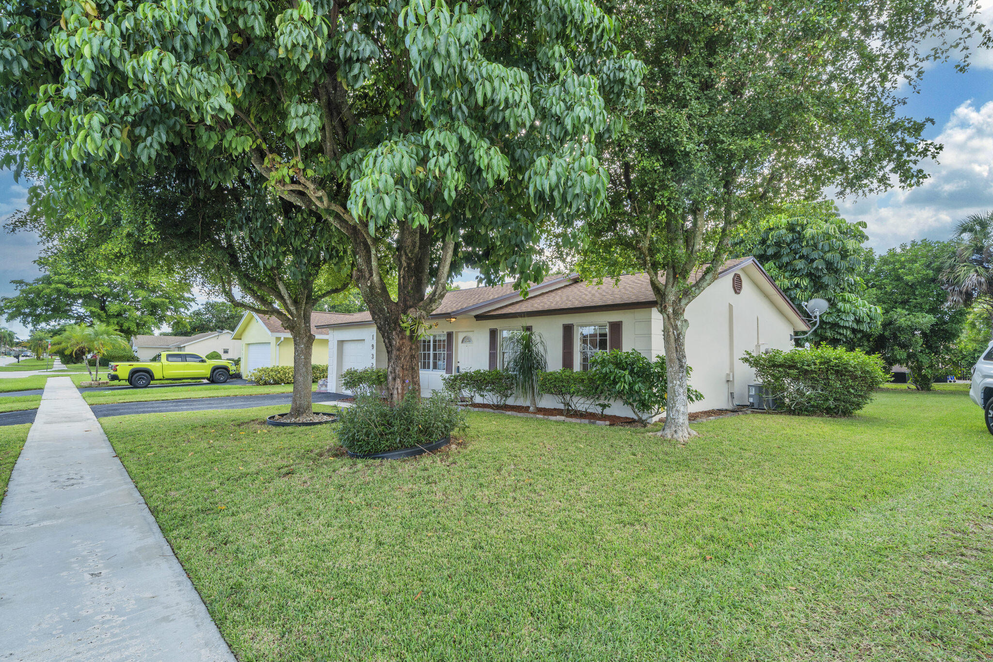 23 Driveway (2)