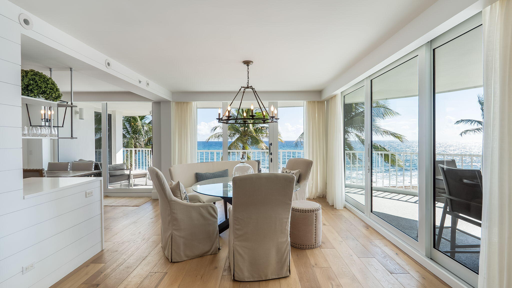 Formal Dining