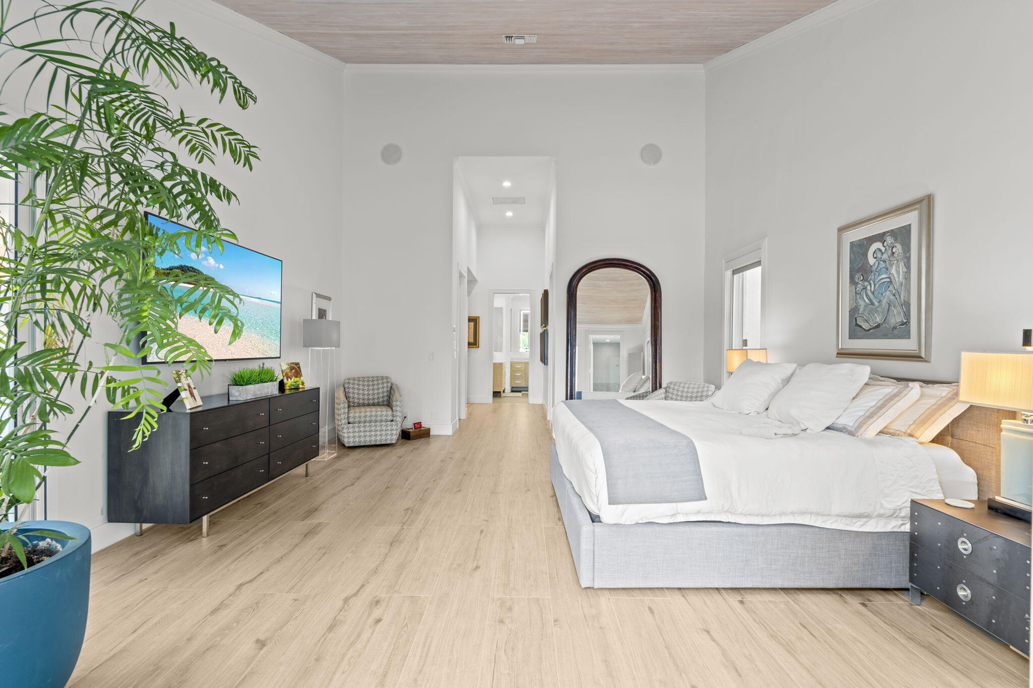 49-web-or-mls-A7409141