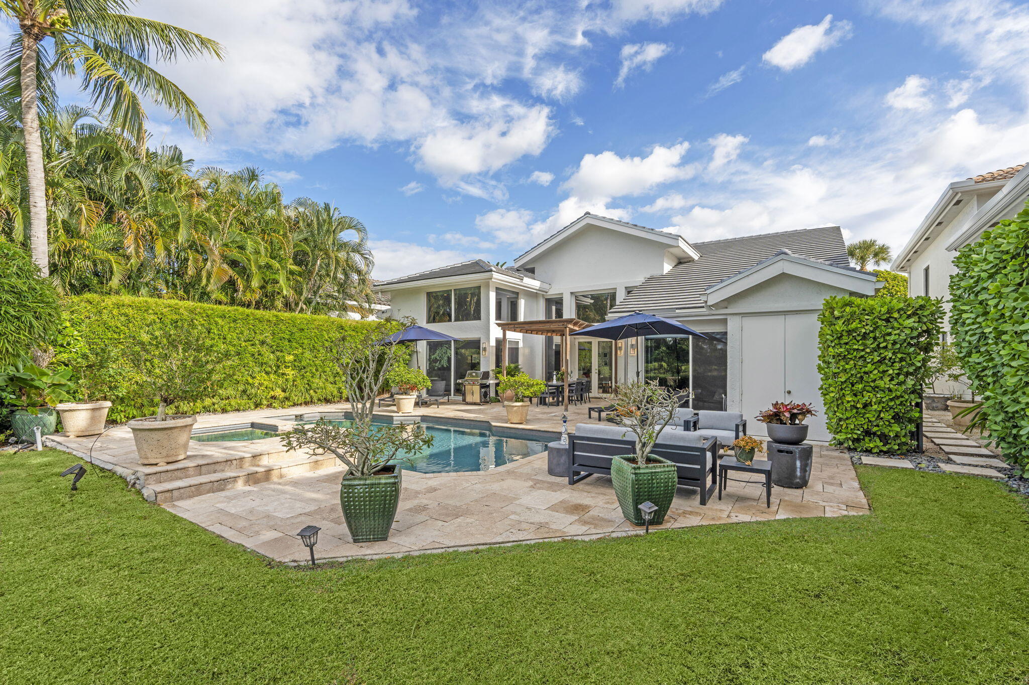 58-web-or-mls-A7409074