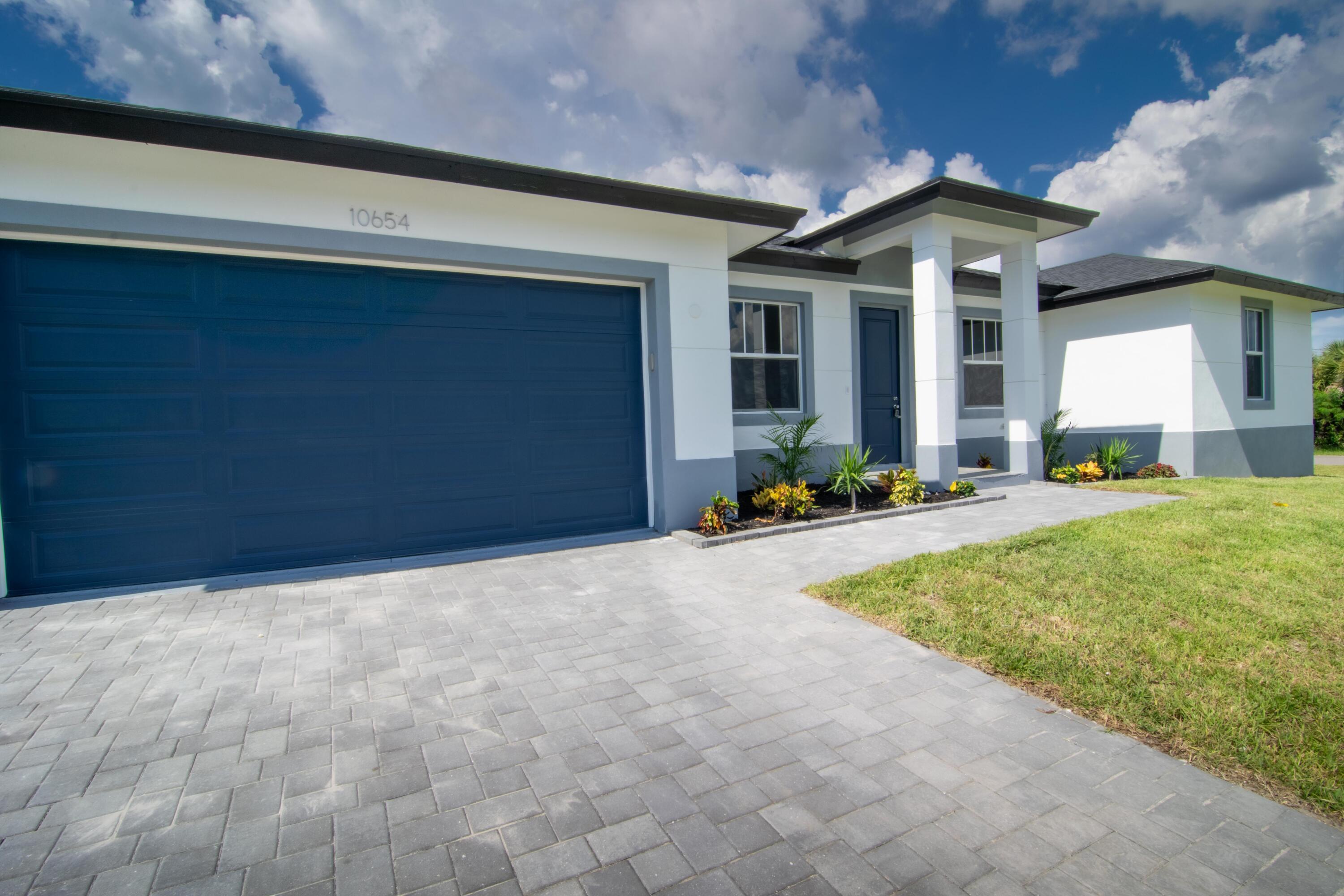 Garage & Front Entrance