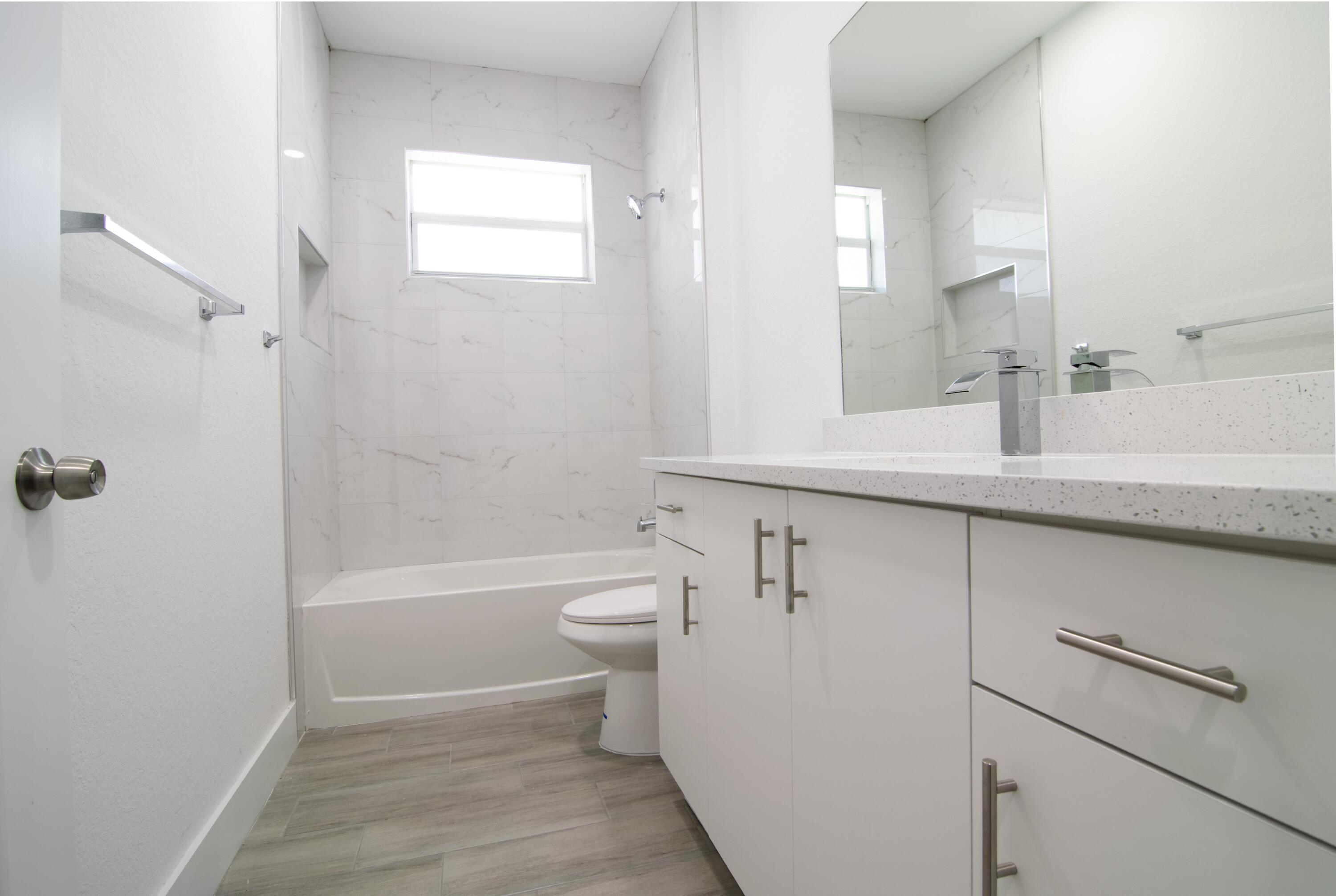 Full Bathroom with Bathtub