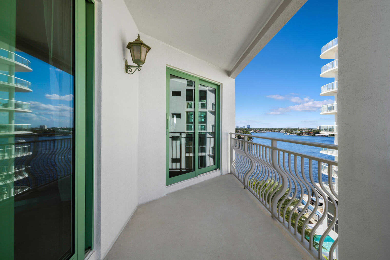 Balcony 2