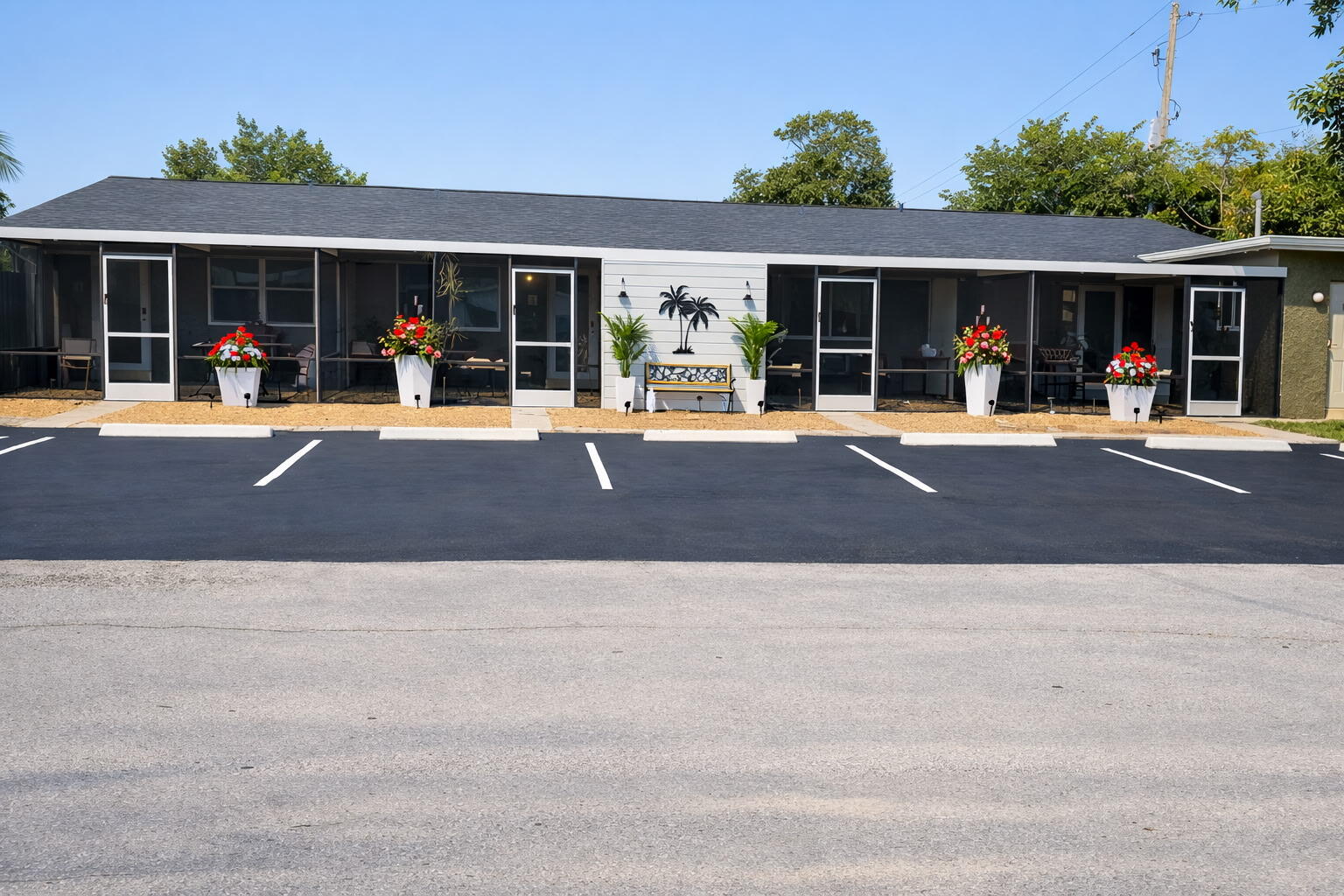 Front of building. Unit #2 is the second unit from the right.