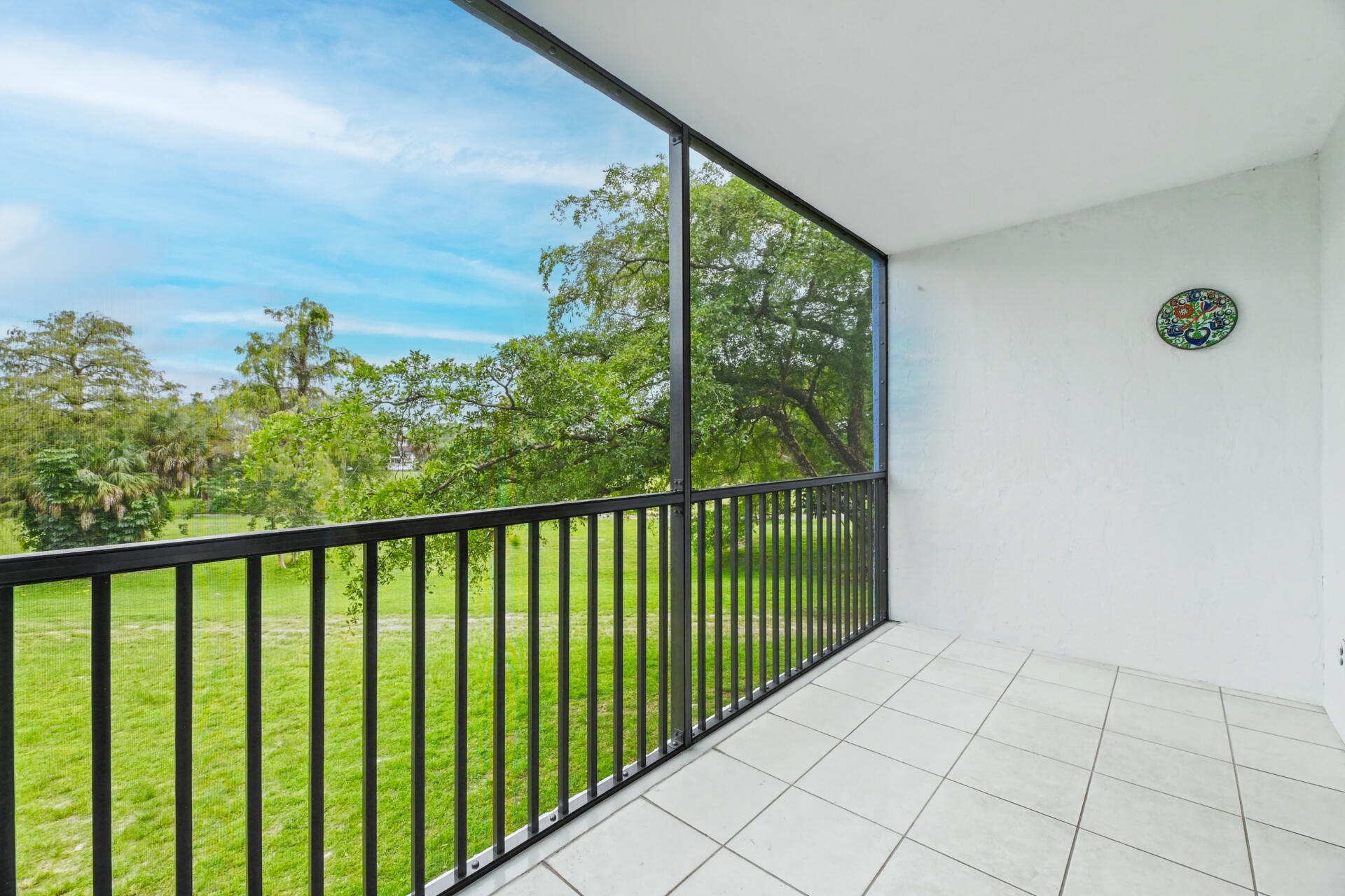 20261022 - 6260 South Falls Circle Drive