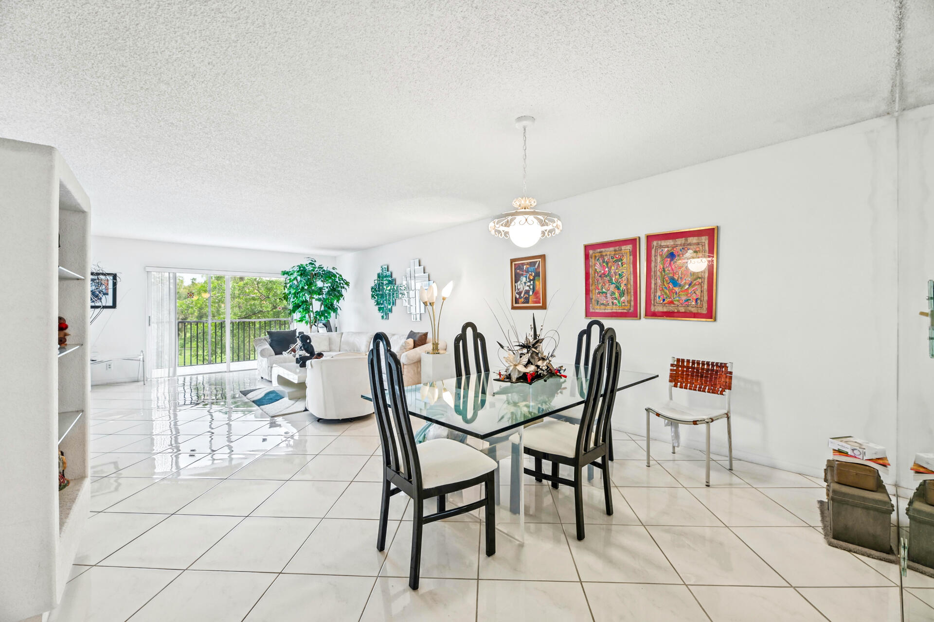 20261022 - 6260 South Falls Circle Drive