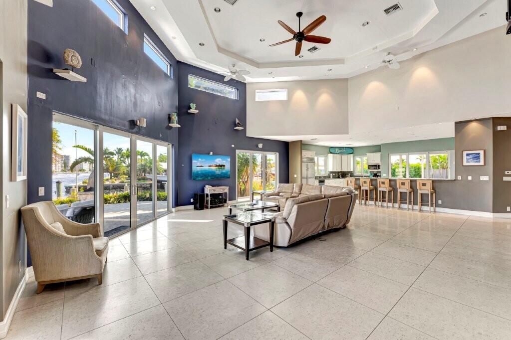 32-web-or-mls-DSC04239 32-web-or-mls-DSC04239