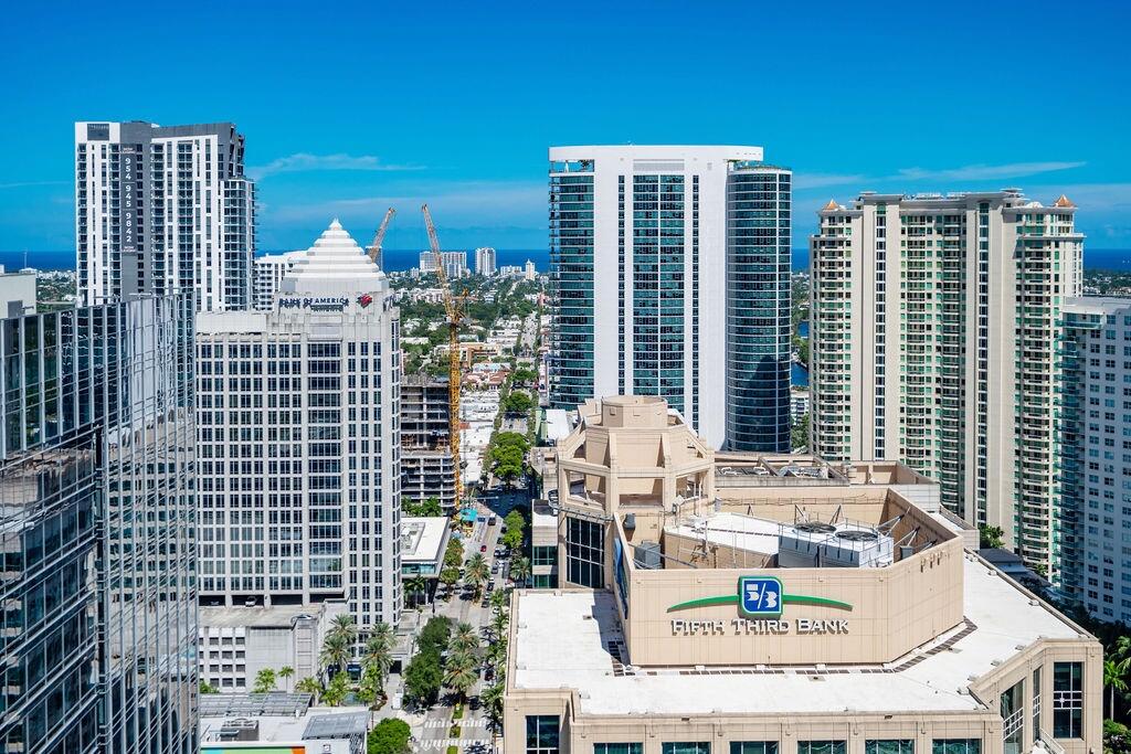 12 View East Down Las Olas to the Ocean,