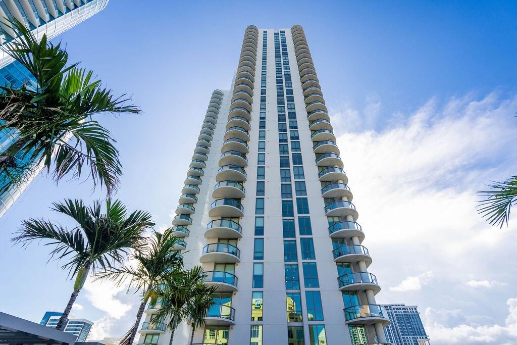31 Tower from the Amenity Deck, Natural