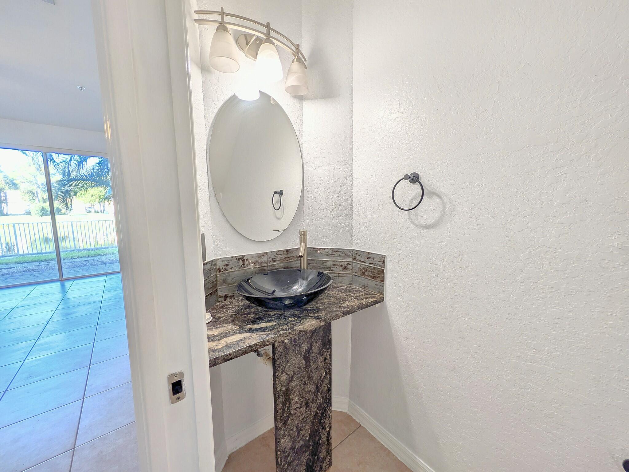 08_06_powder_room