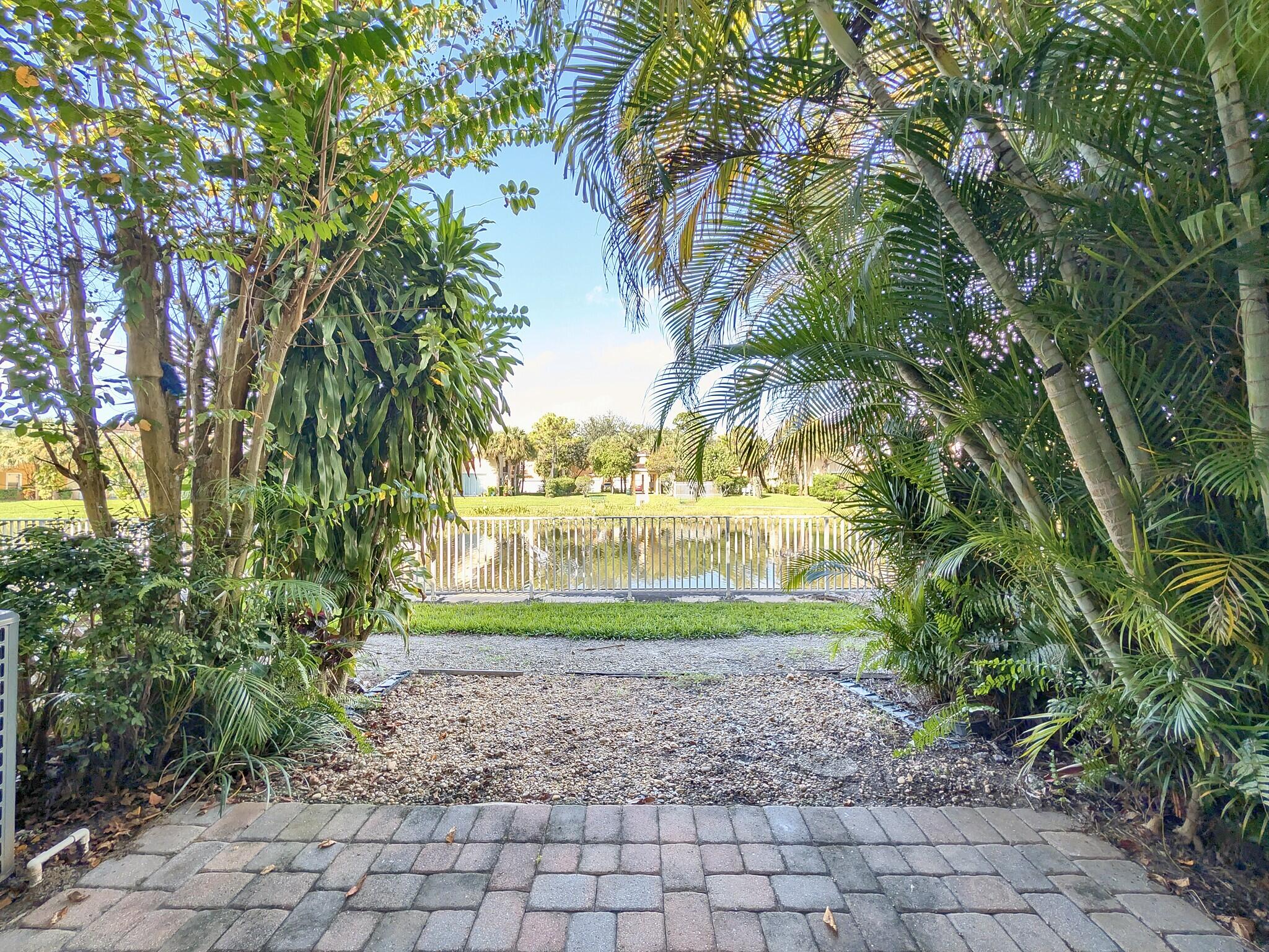20_20_back_patio_lake_view