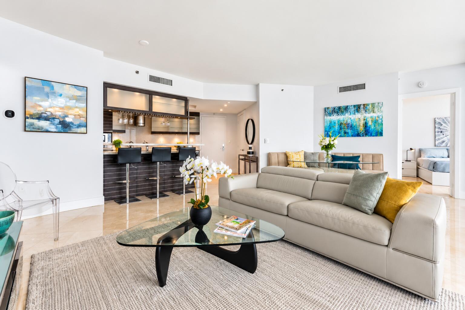 Living Open-Plan Apartment
