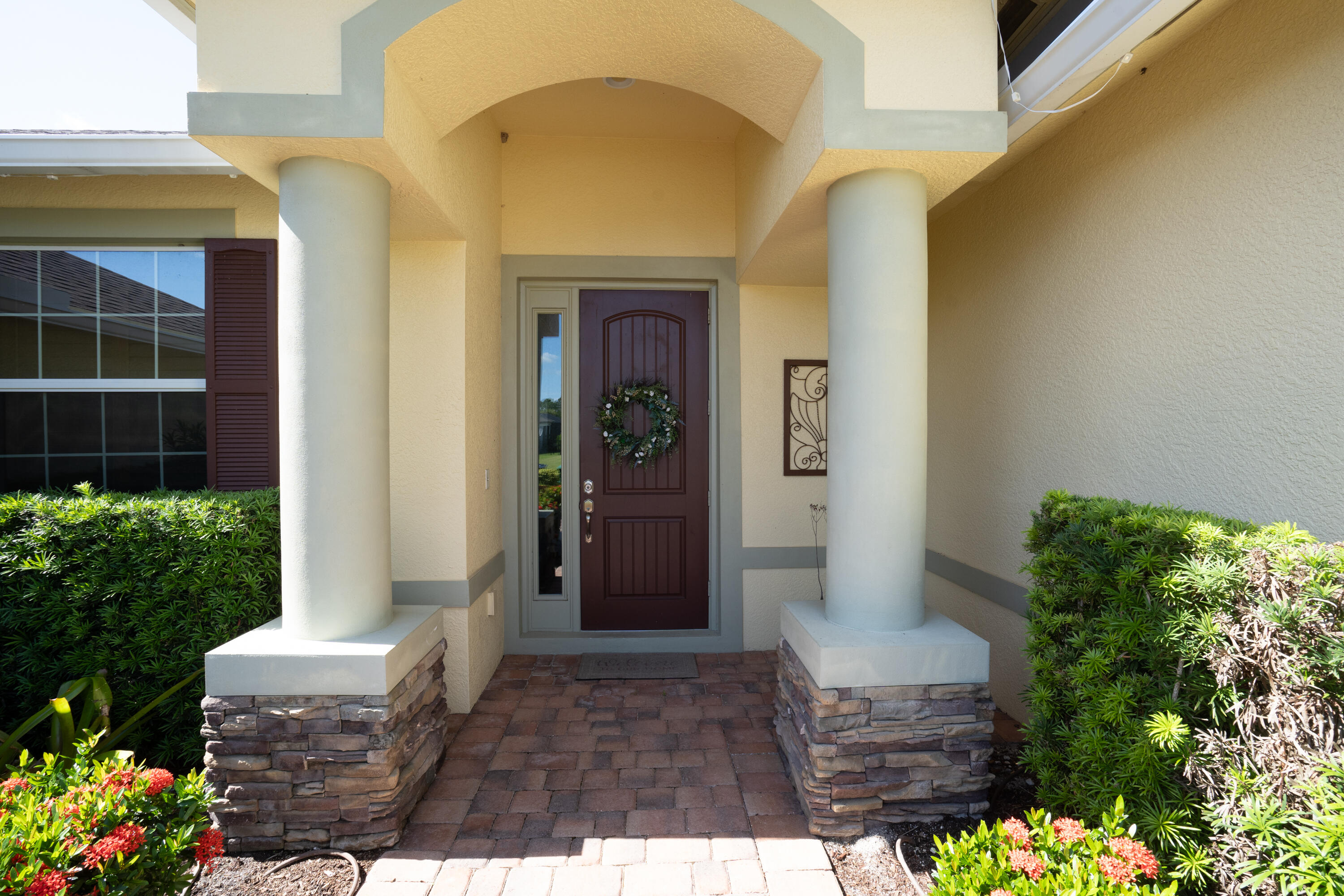 460 SW Vista Lake Drive-15