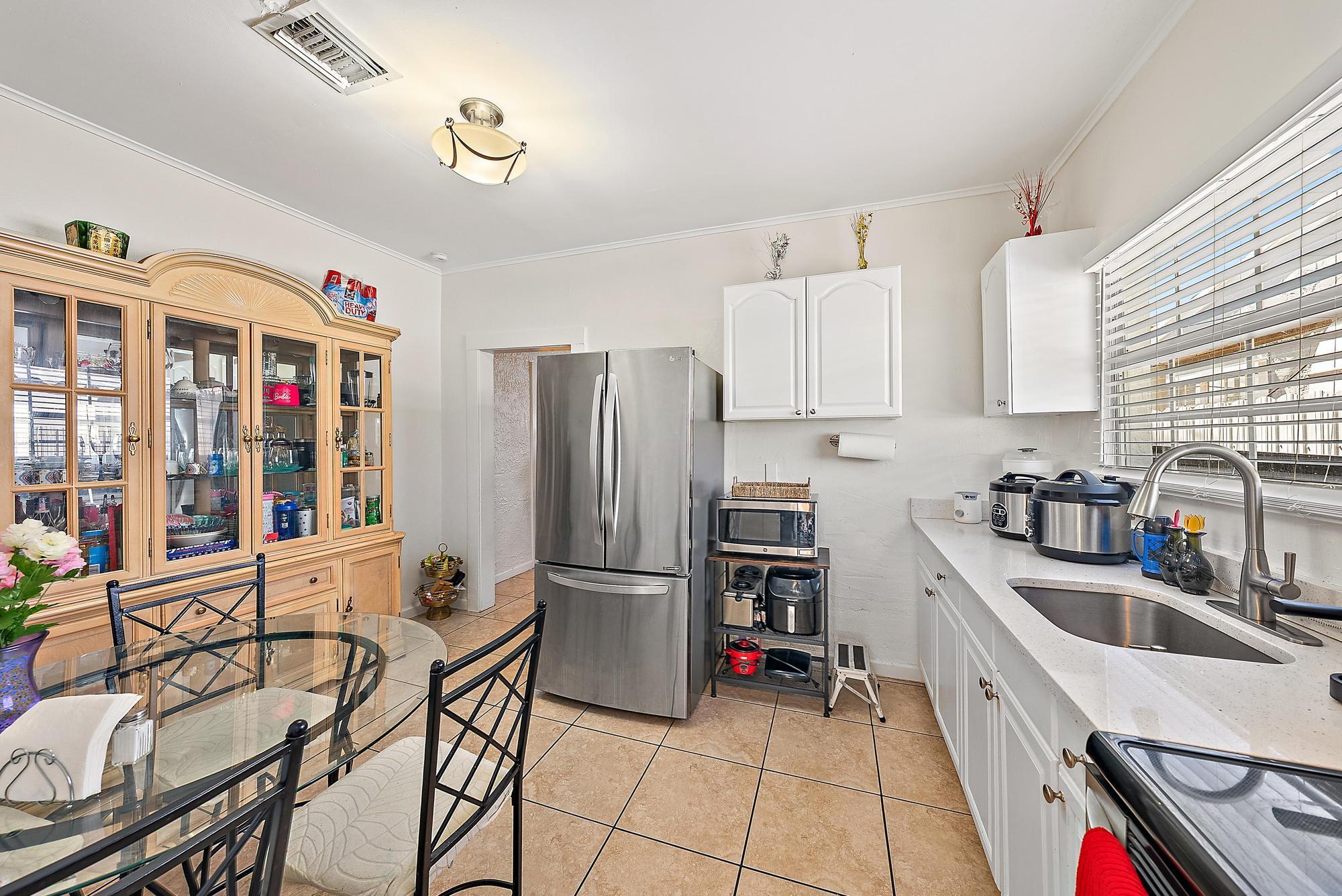 4710 Garden Ave-8