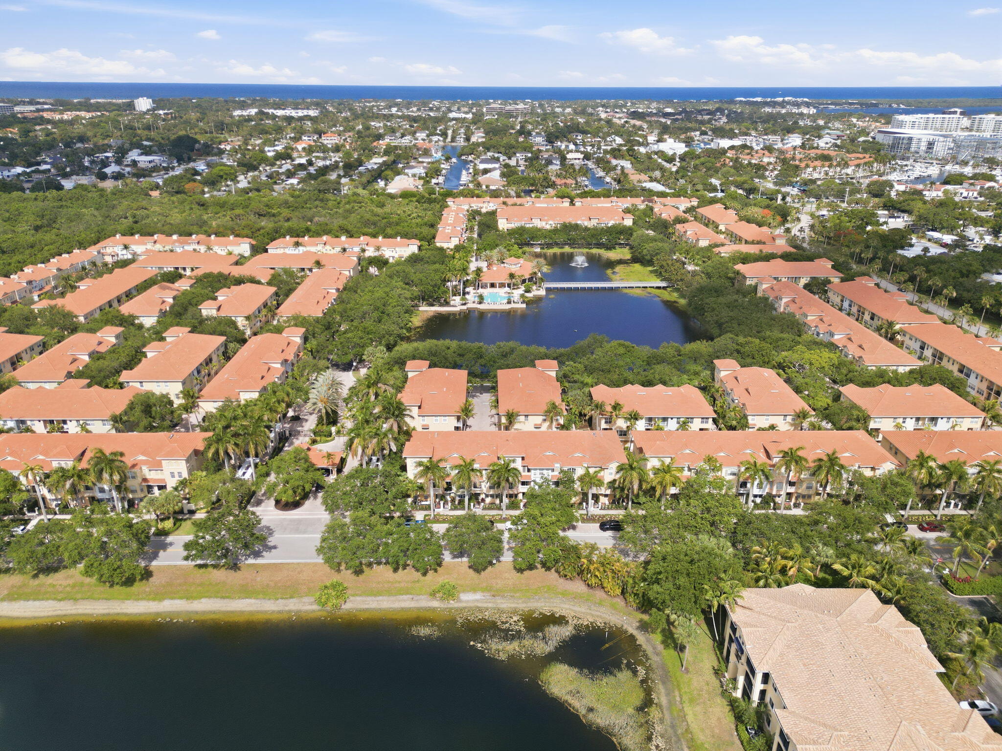 71-web-or-mls-11796_Valencia_Gardens_Ave