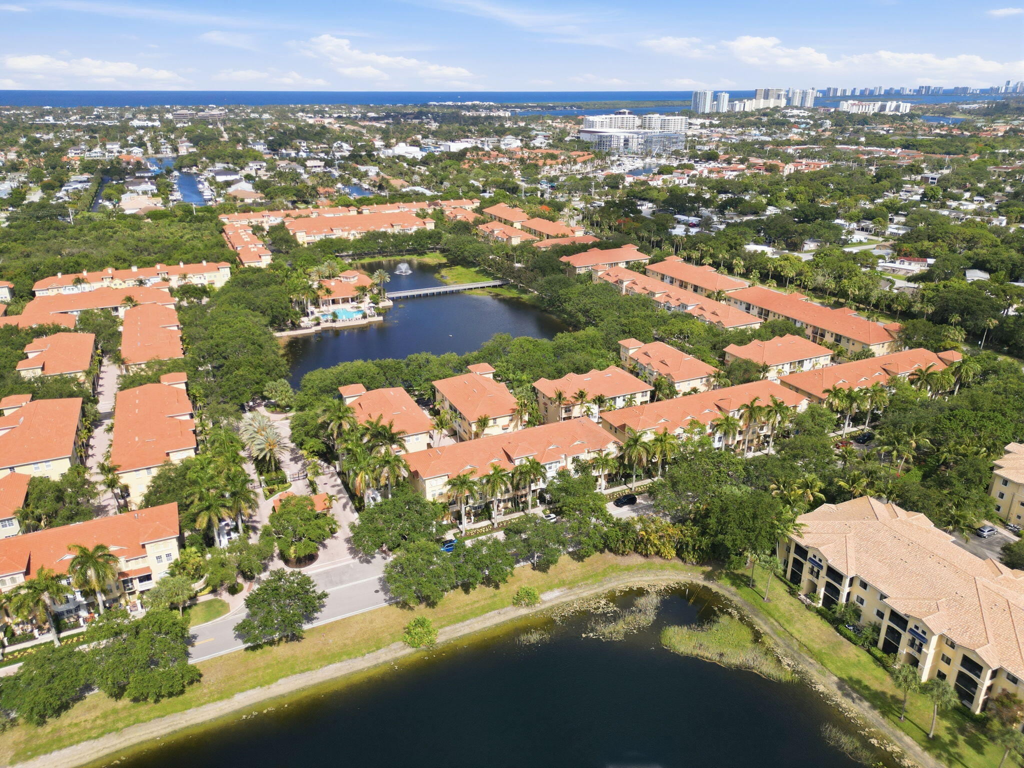 69-web-or-mls-11796_Valencia_Gardens_Ave