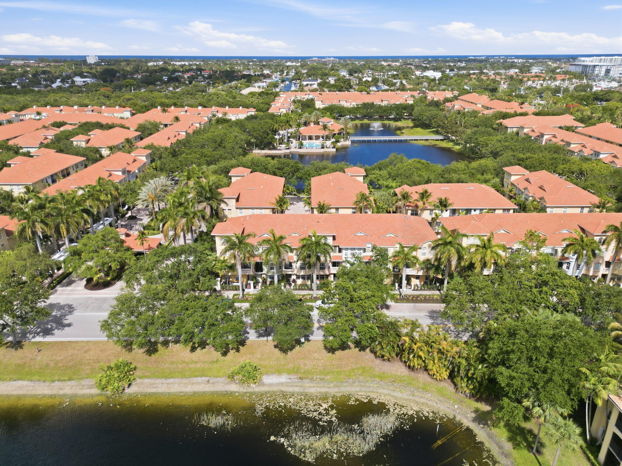 66-web-or-mls-11796_Valencia_Gardens_Ave