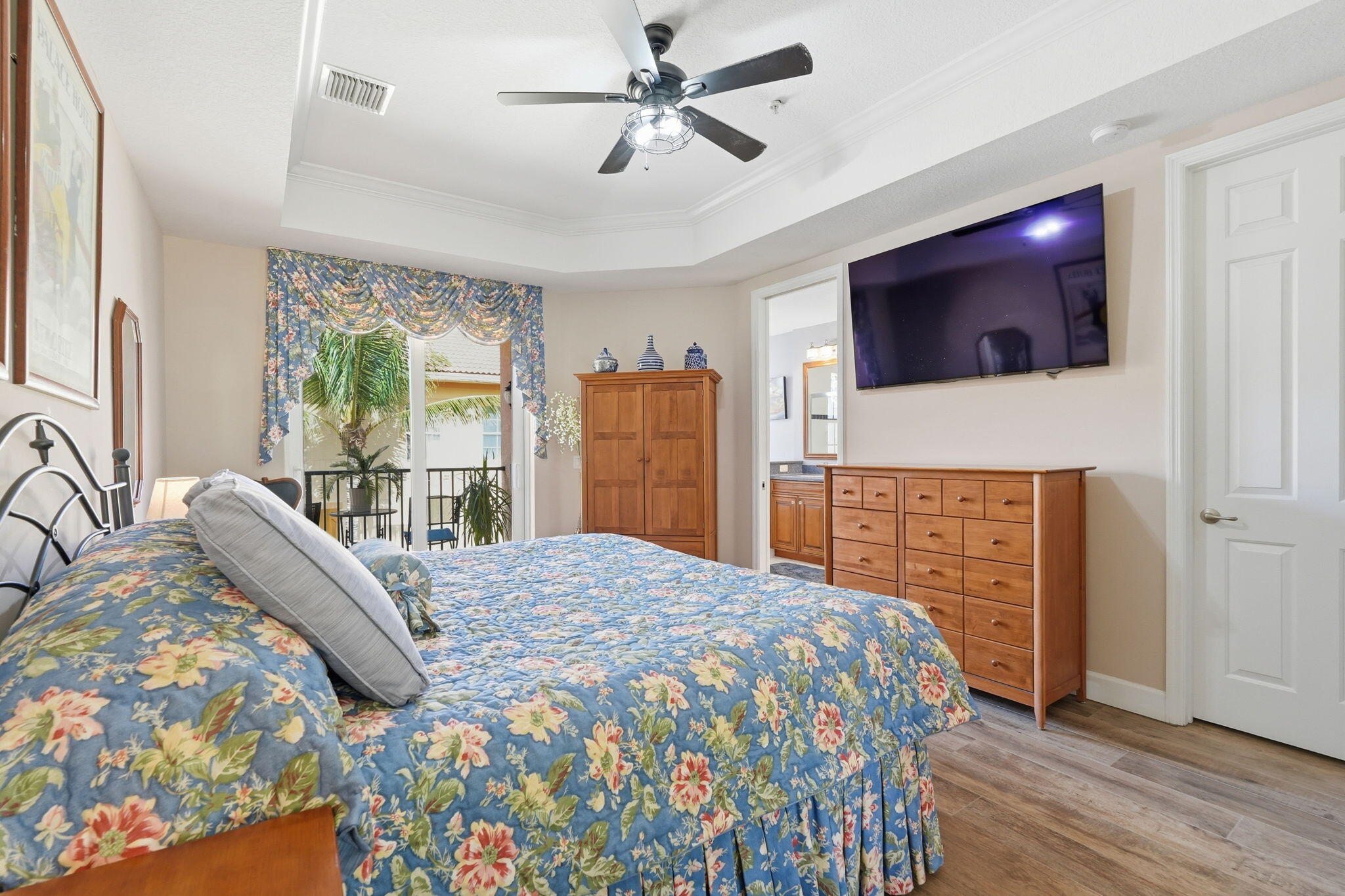 4-web-or-mls-11796_Valencia_Gardens_Ave_