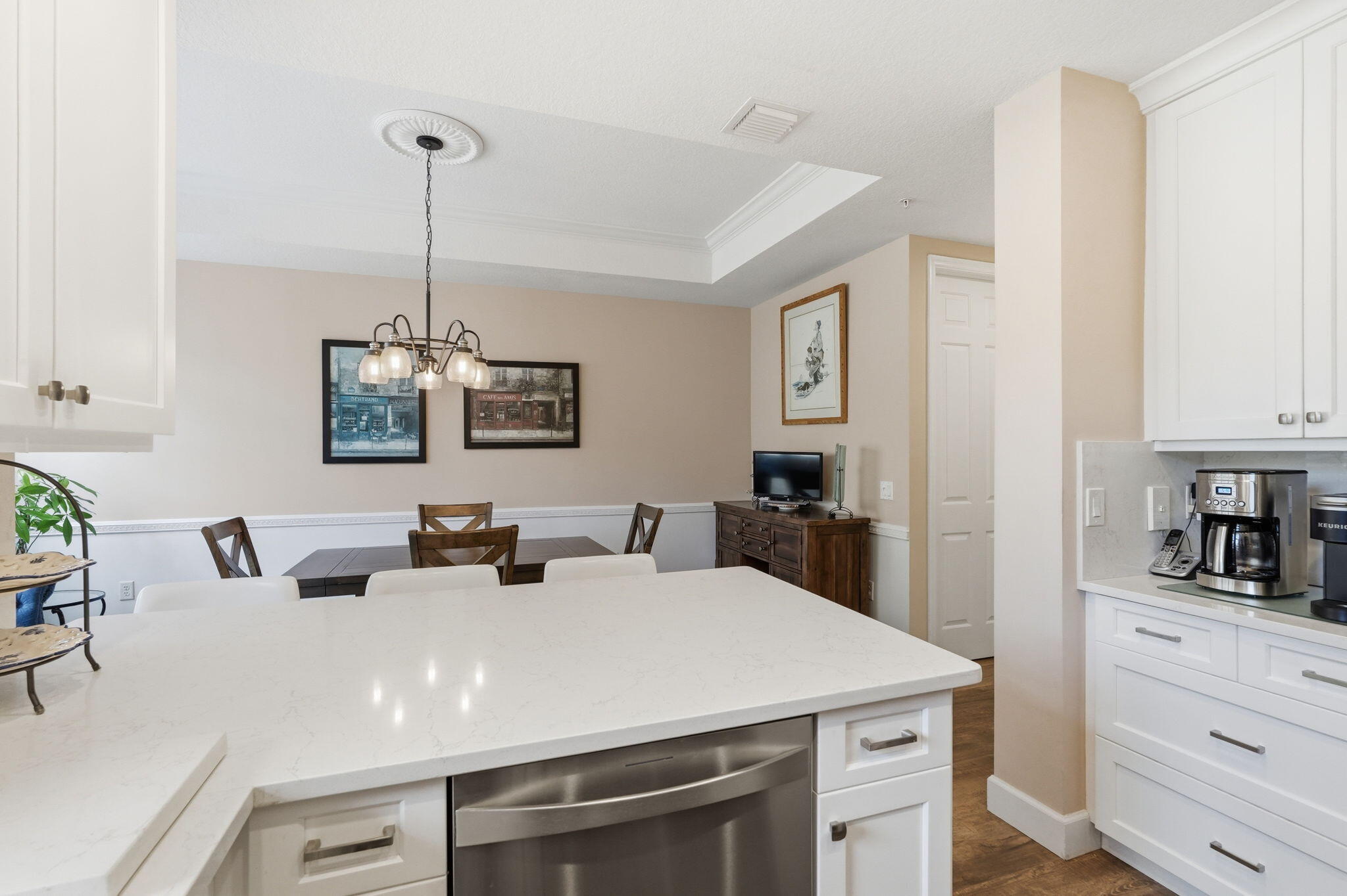 28-web-or-mls-11796_Valencia_Gardens_Ave