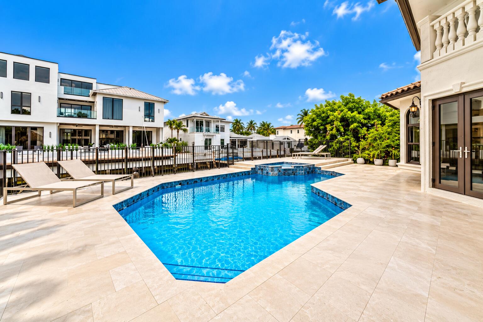 Luxury Waterfront Pool Retreat