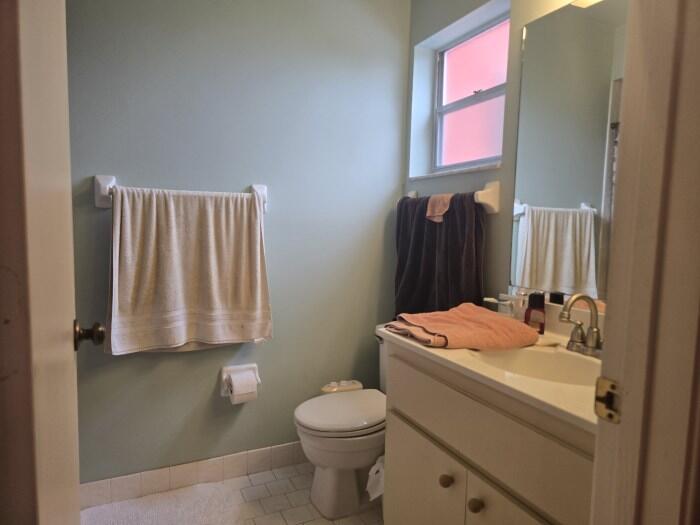Main Bedroom bathroom