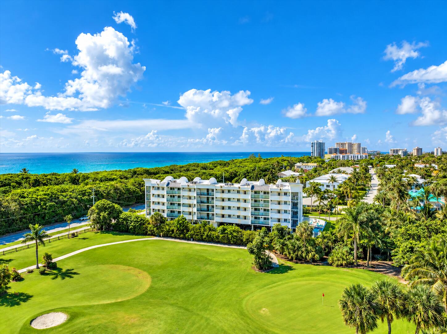 Sunlit Coastal Condo Golf Panorama Sunlit Coastal Condo Golf Panorama