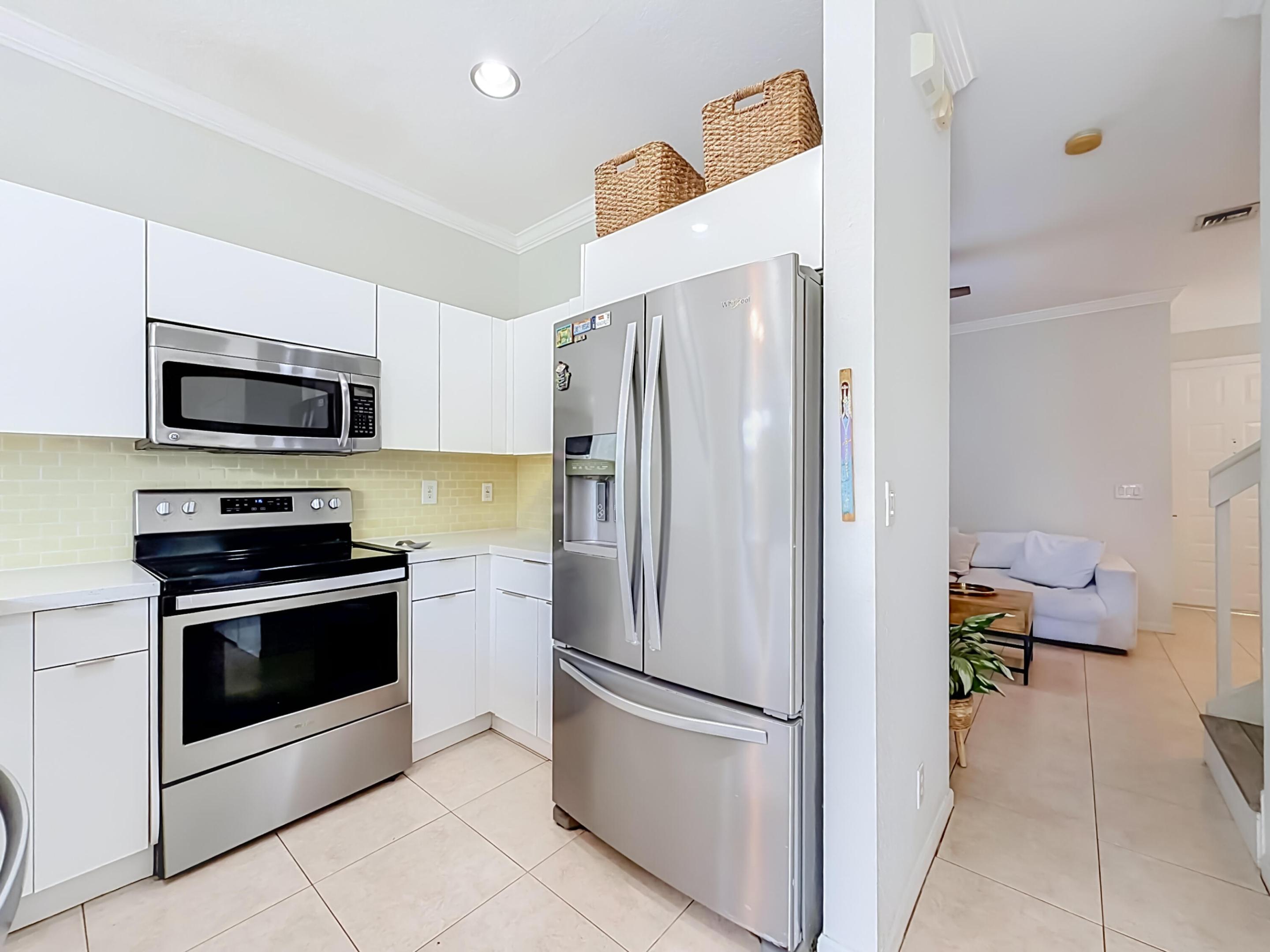 11734 NW 47th Drive-34