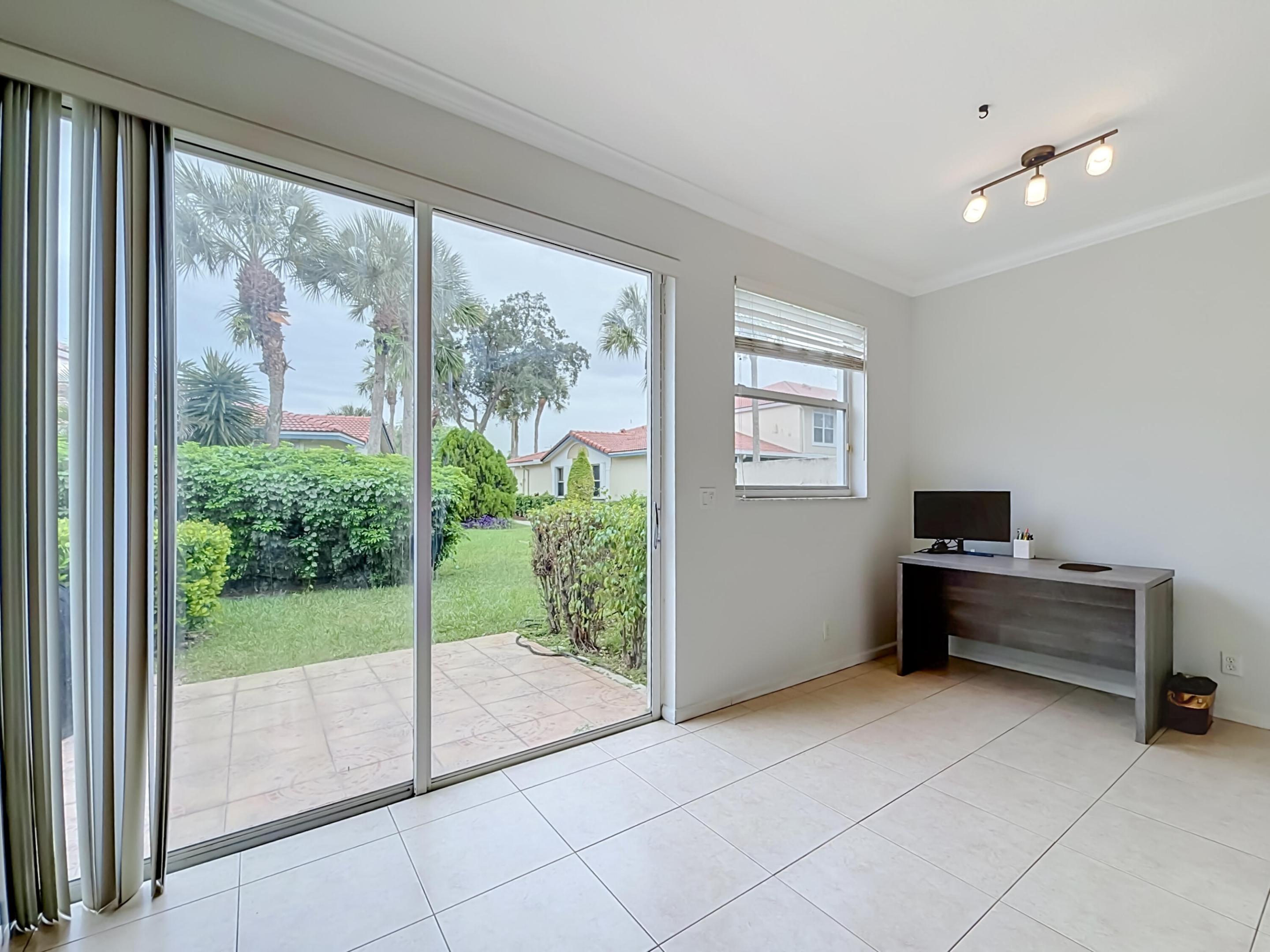 11734 NW 47th Drive-46