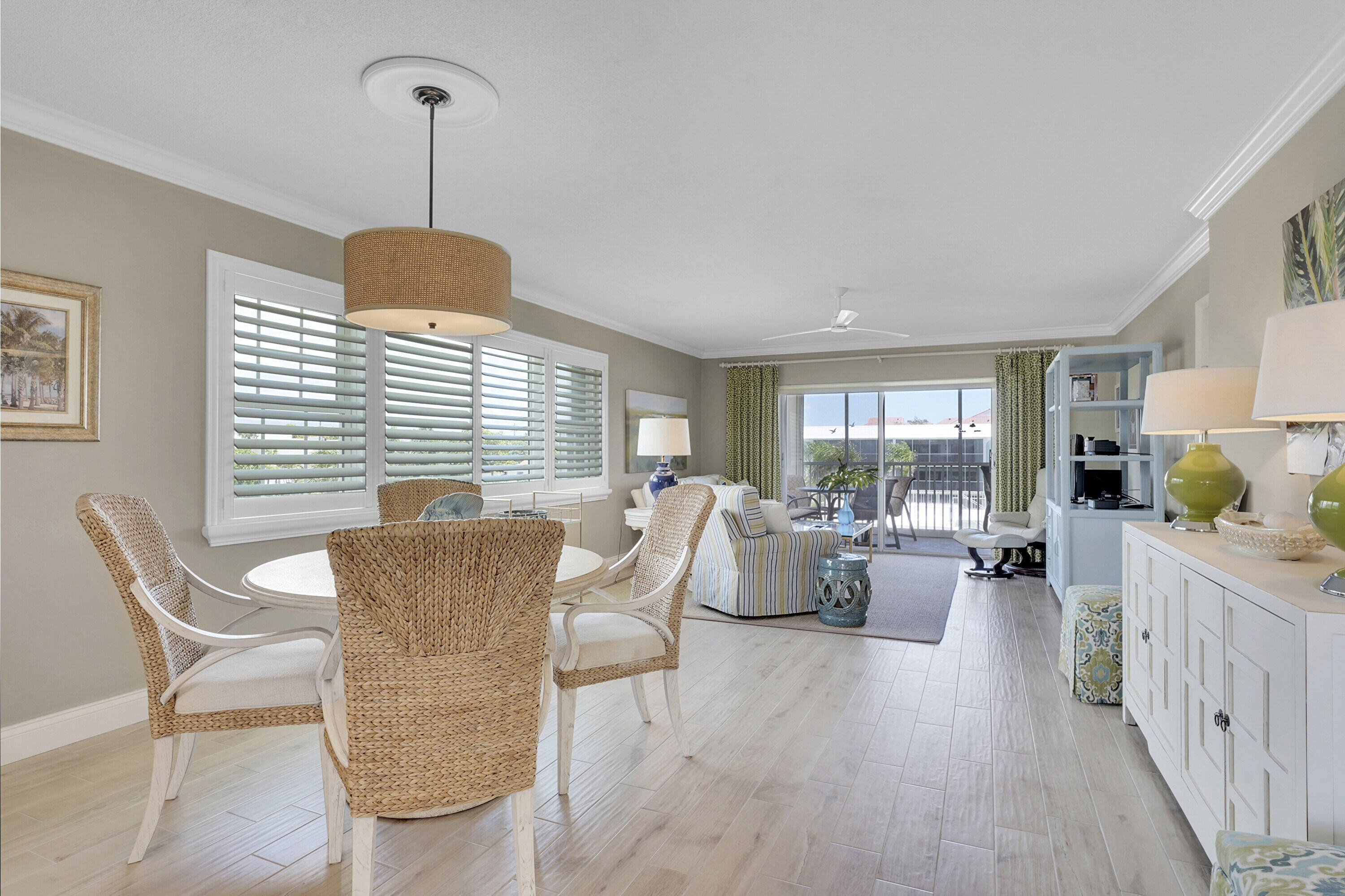 306 Dining to Living