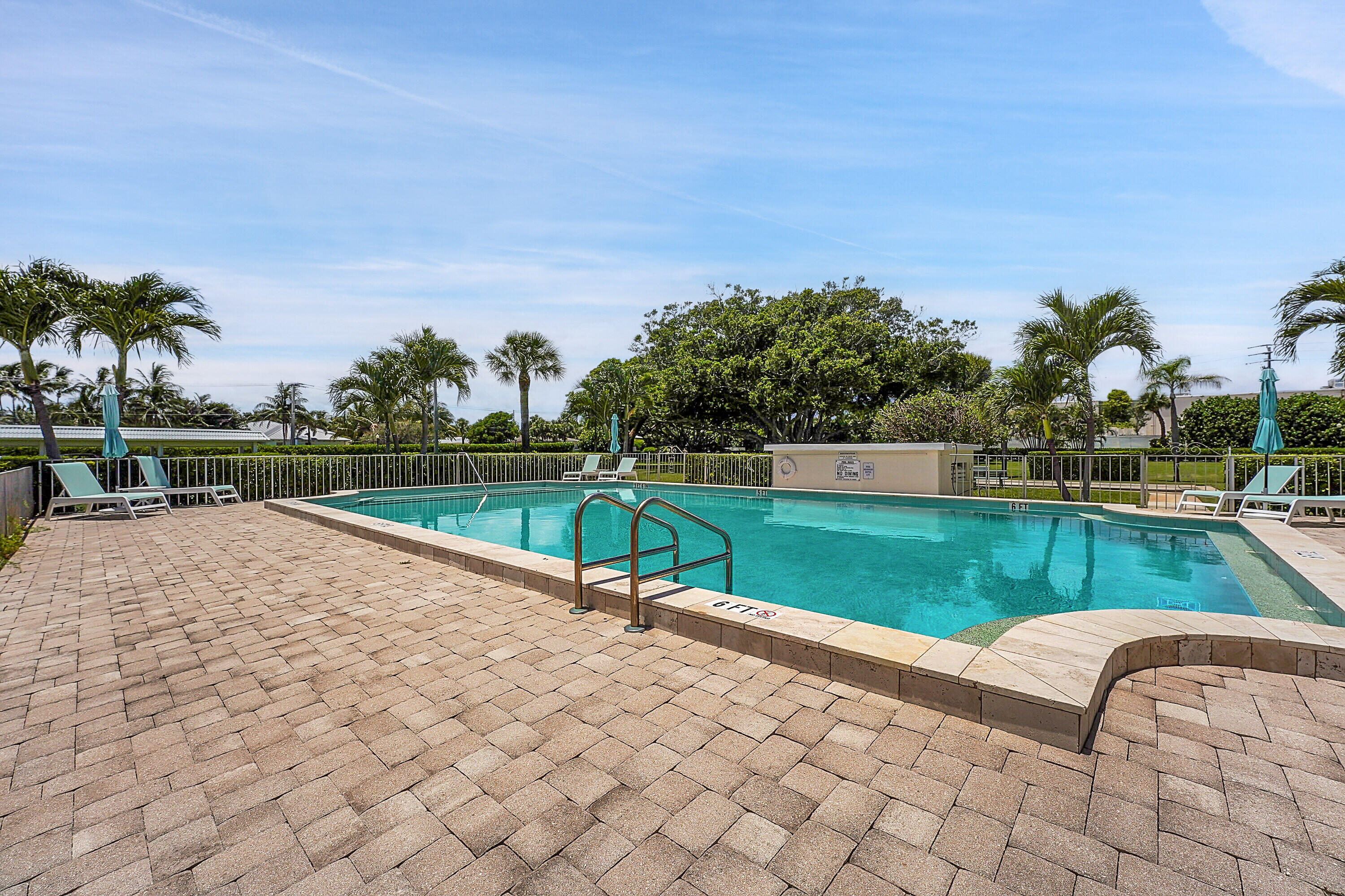 Waterway Beach Comm Pool
