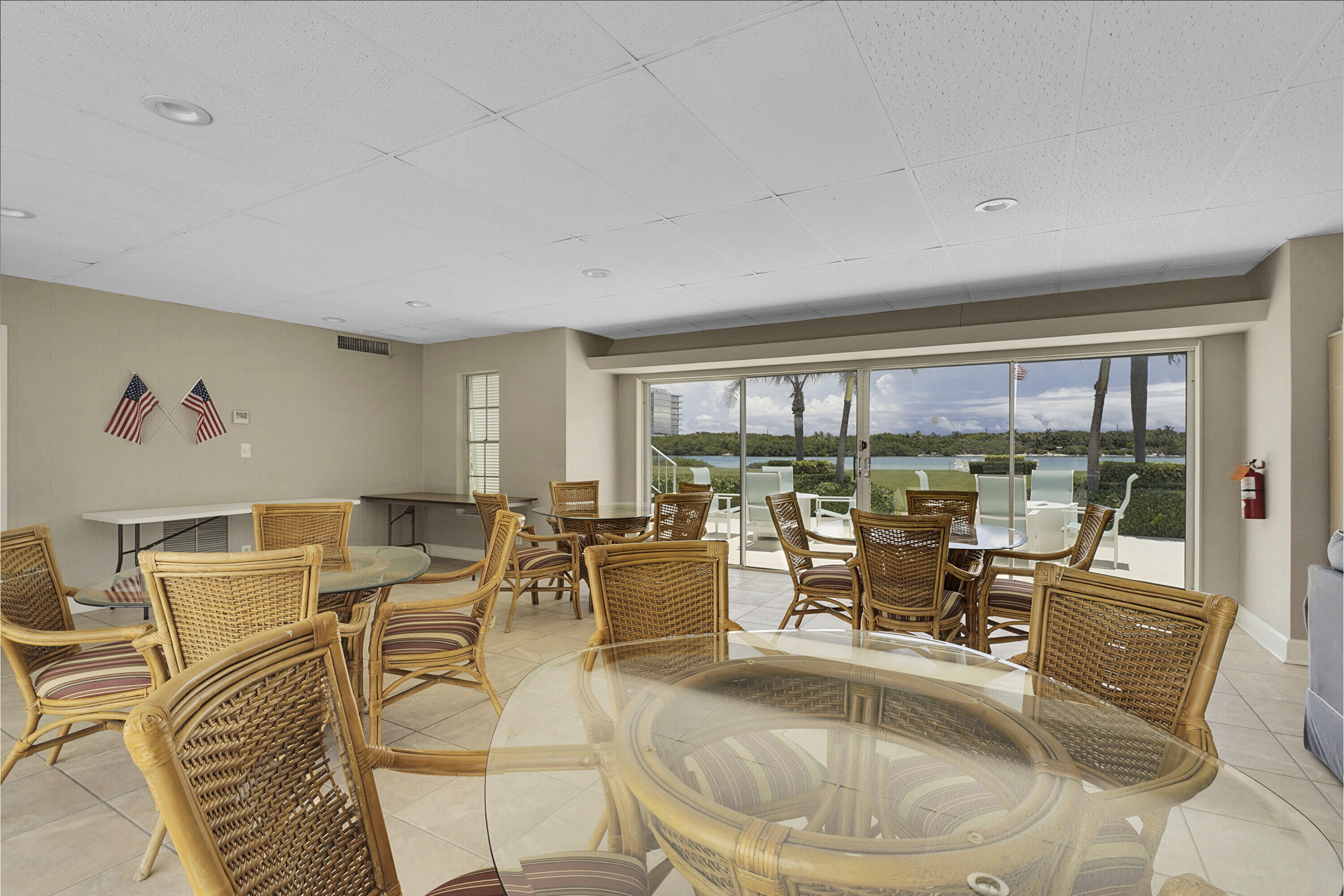 Waterway Comm. Cabana