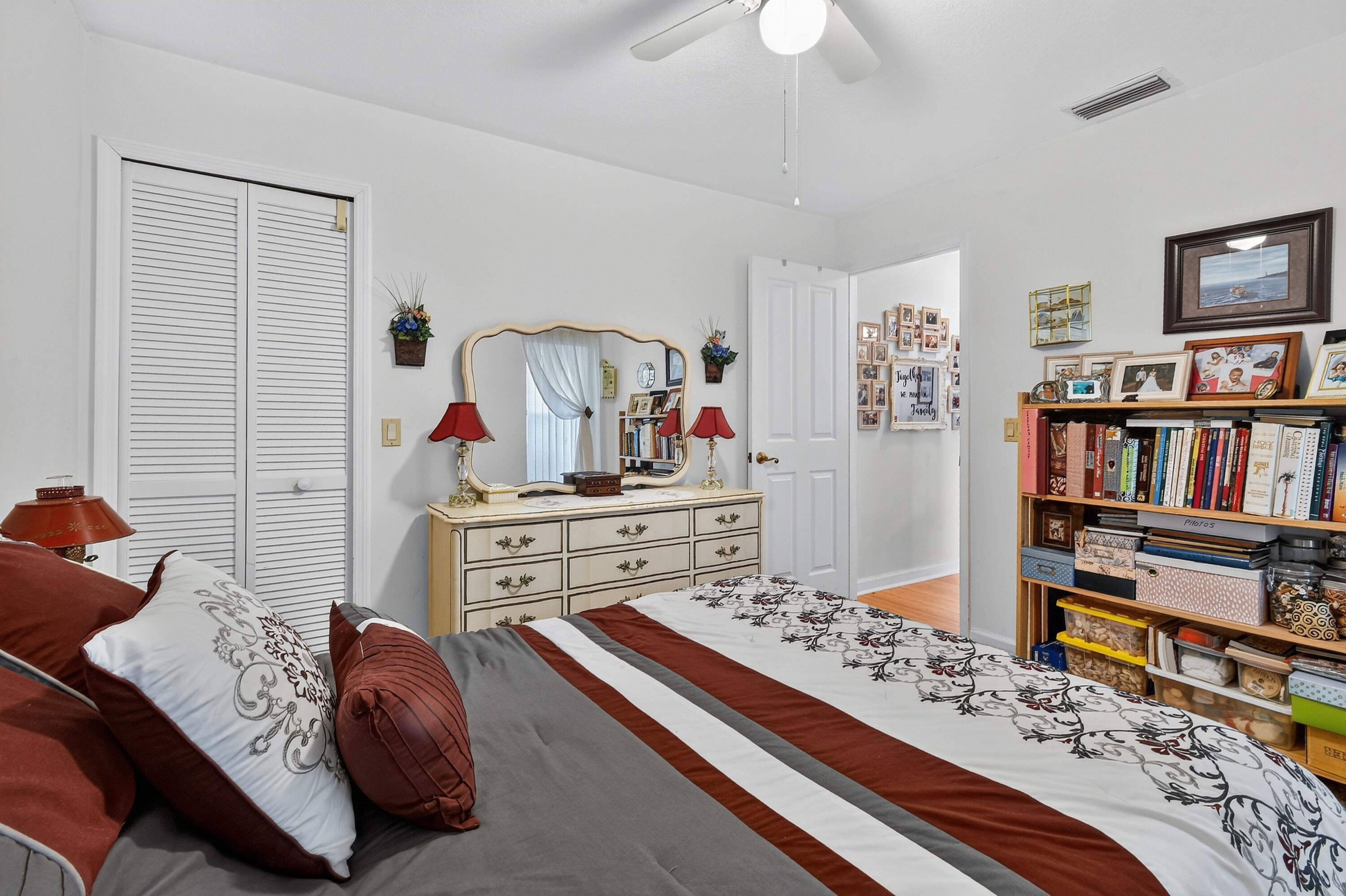 6508KingsHwy(33)