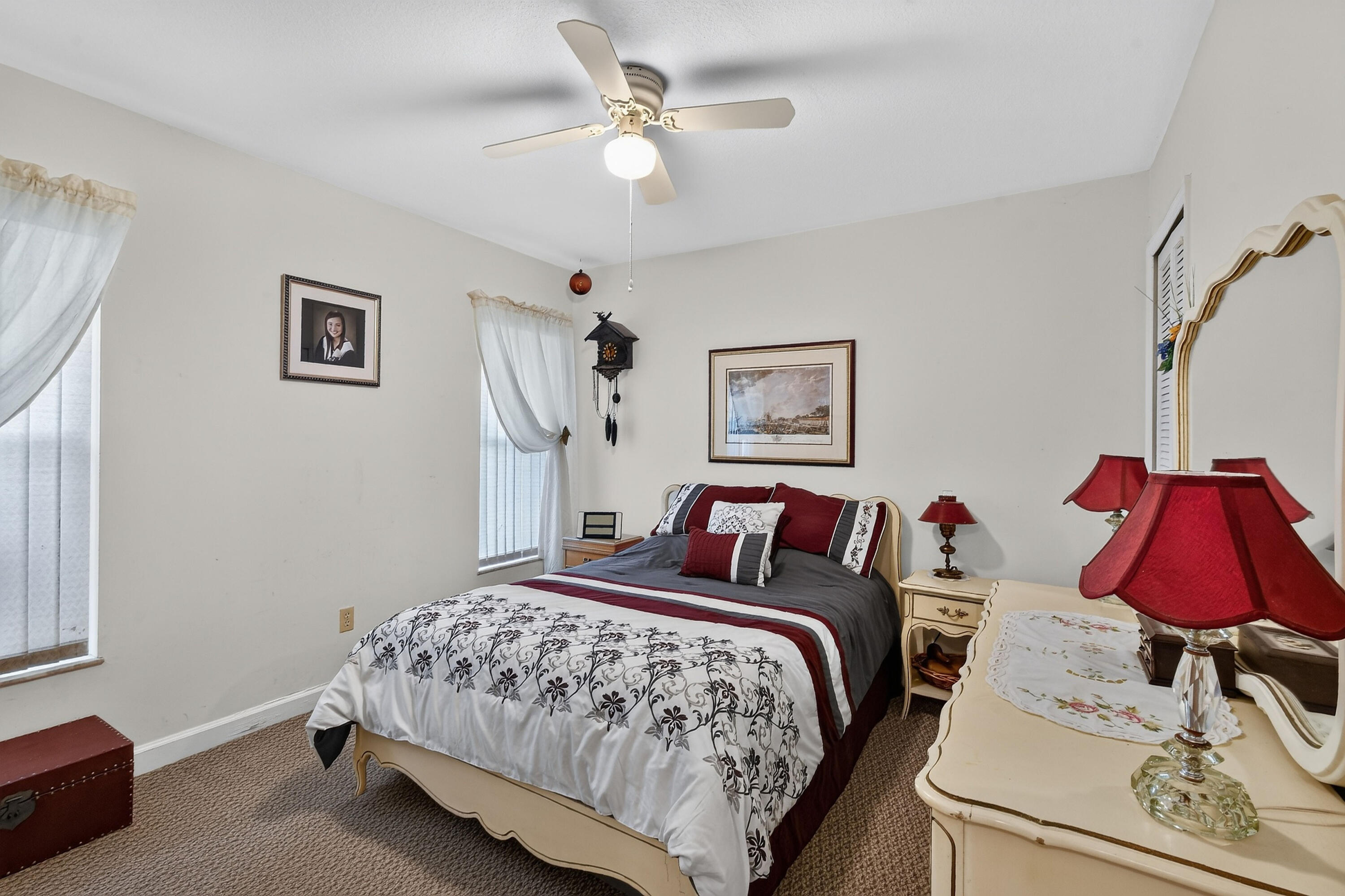6508KingsHwy(32)