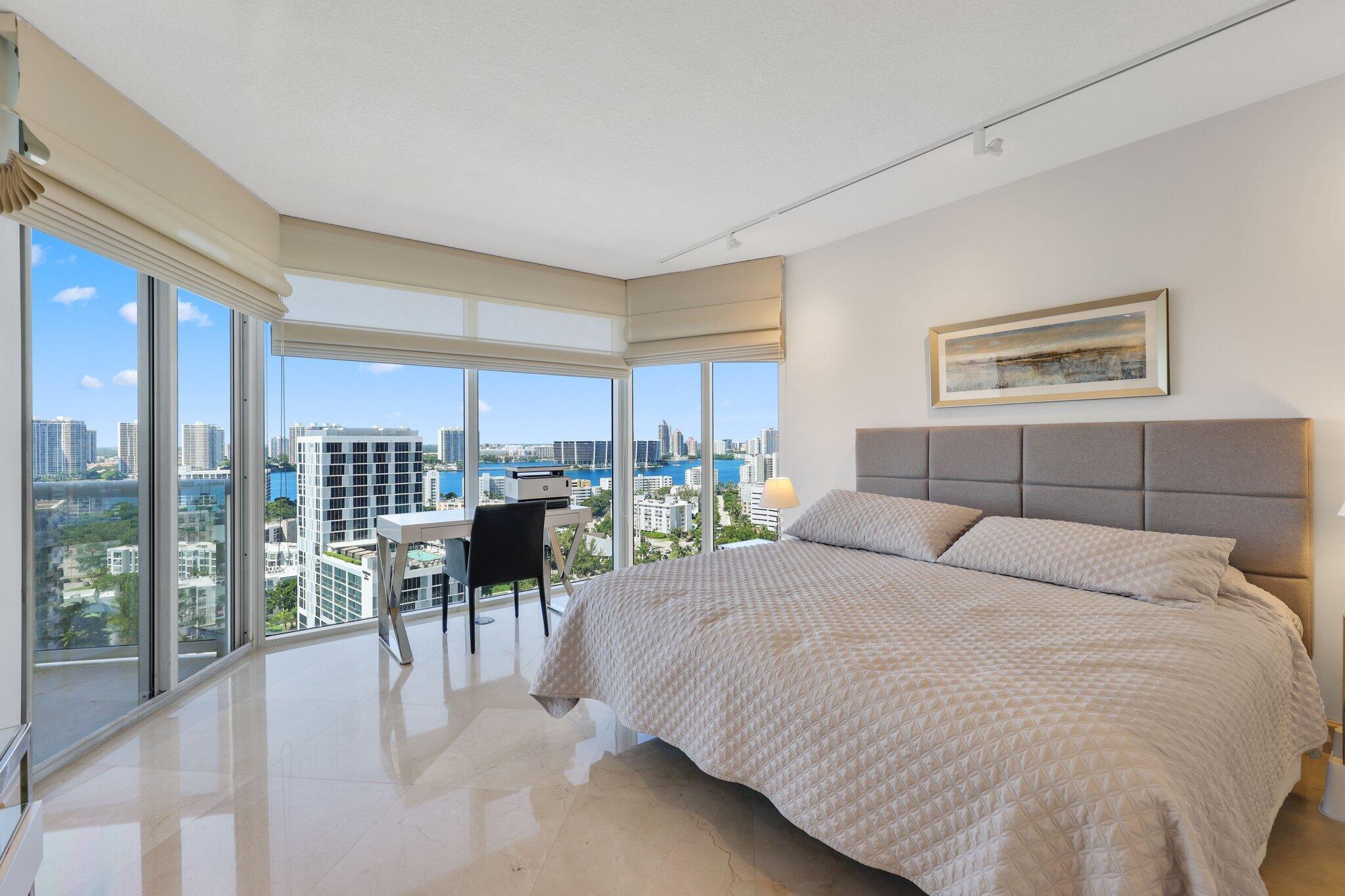 17555 Collins Ave Sunny Isles Beach - 54