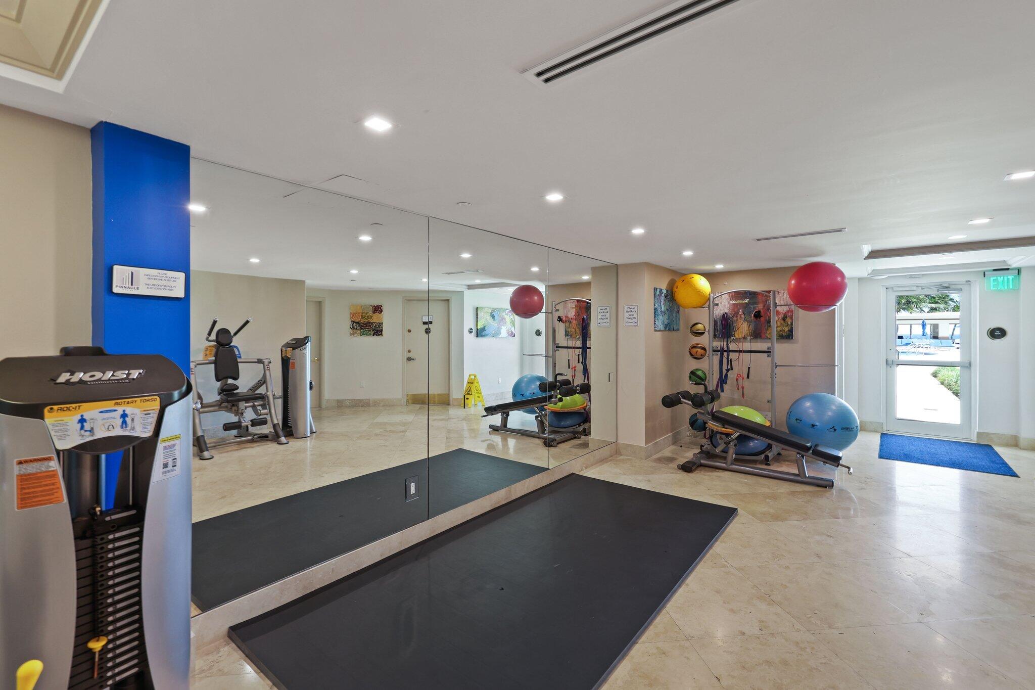 17555 Collins Ave Sunny Isles Beach - 68