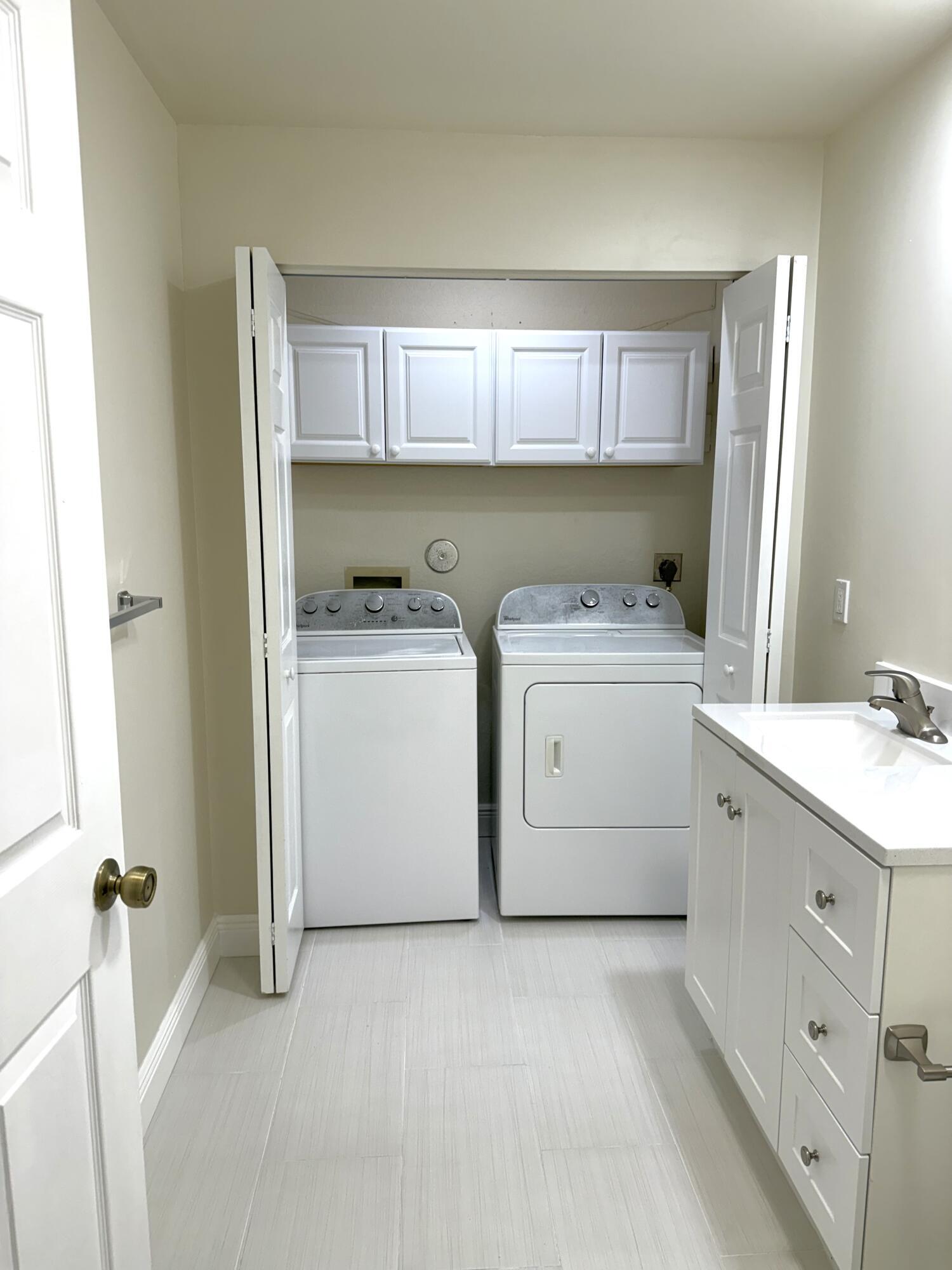 Laundry Room - Half bathroom