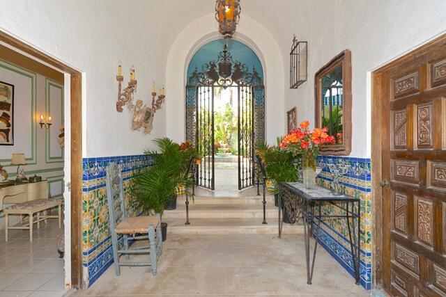 Foyer Foyer