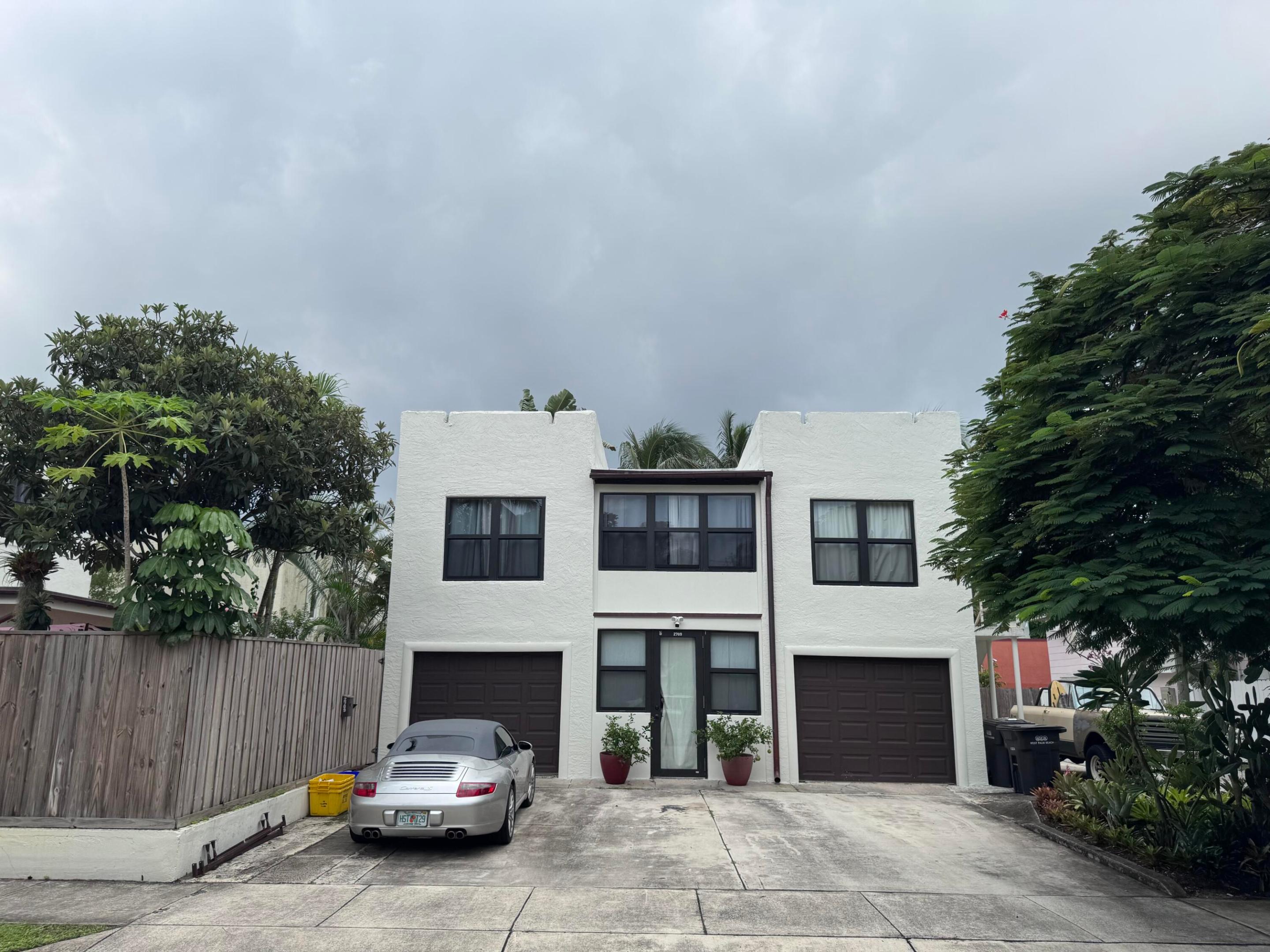 Front house driveway Parking