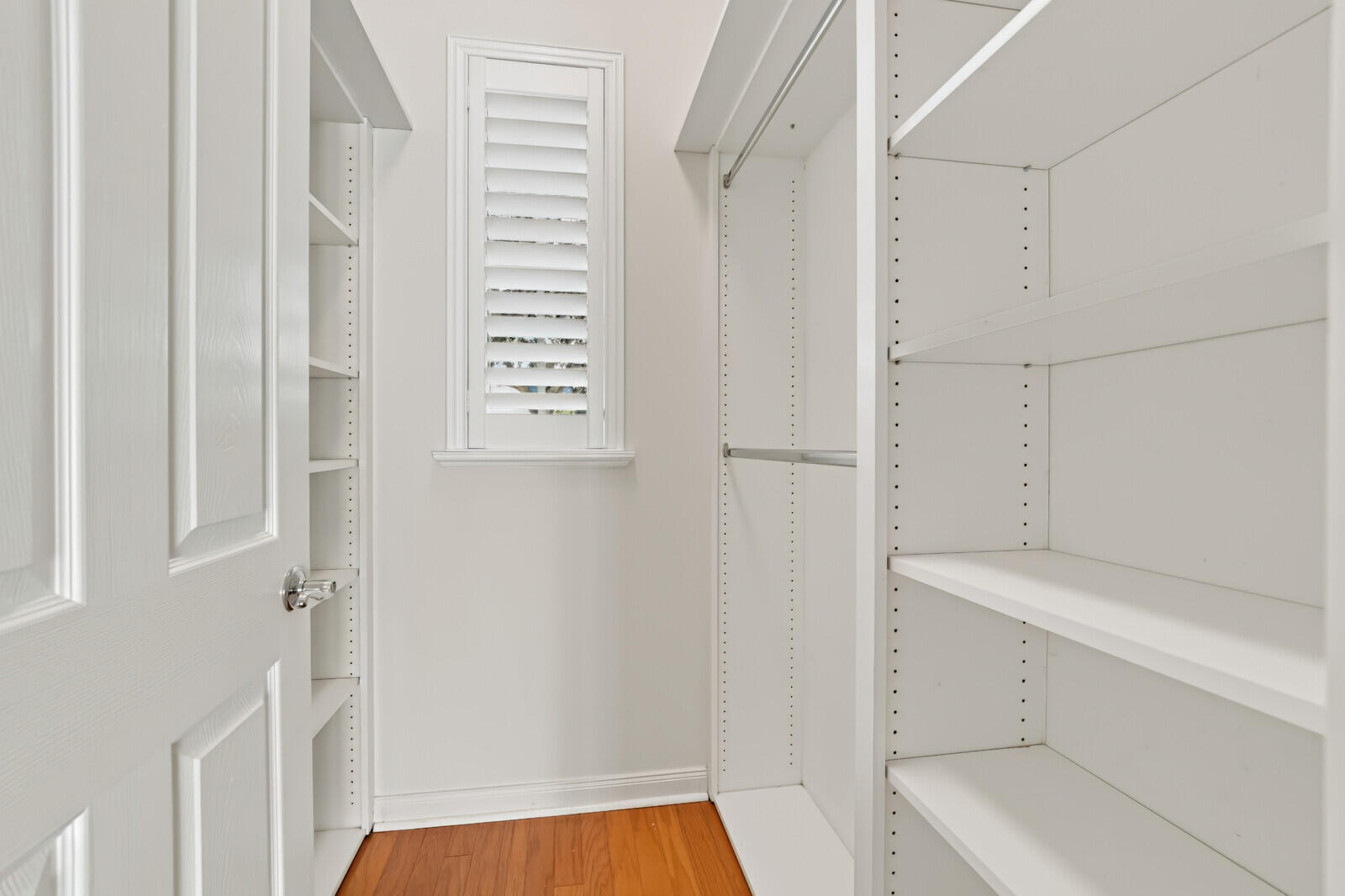 Guest Room #2 Walk-in closet