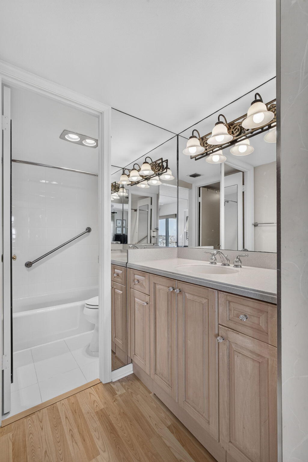 27-web-or-mls-5D1A2237