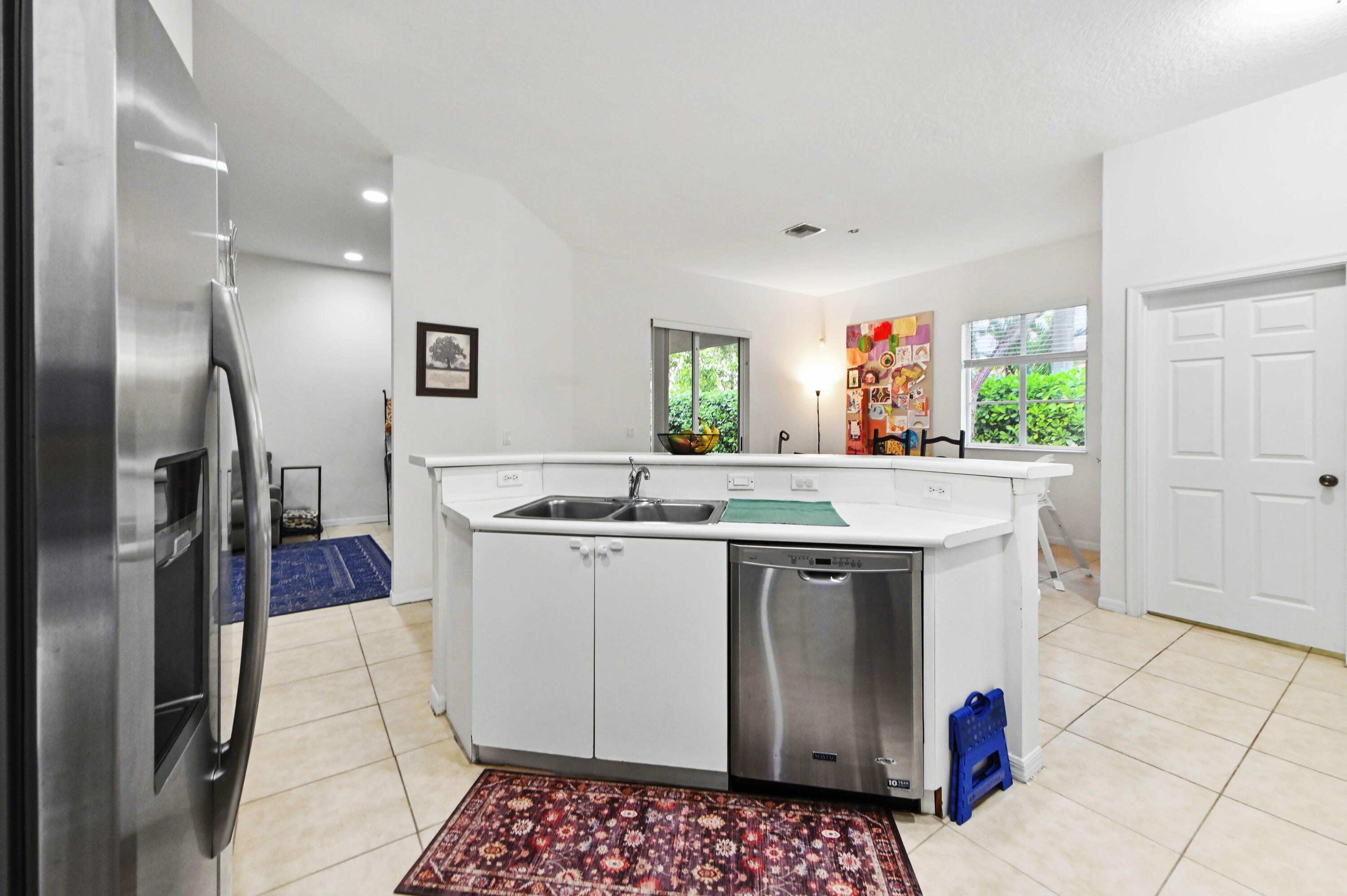 19 Kitchen 03